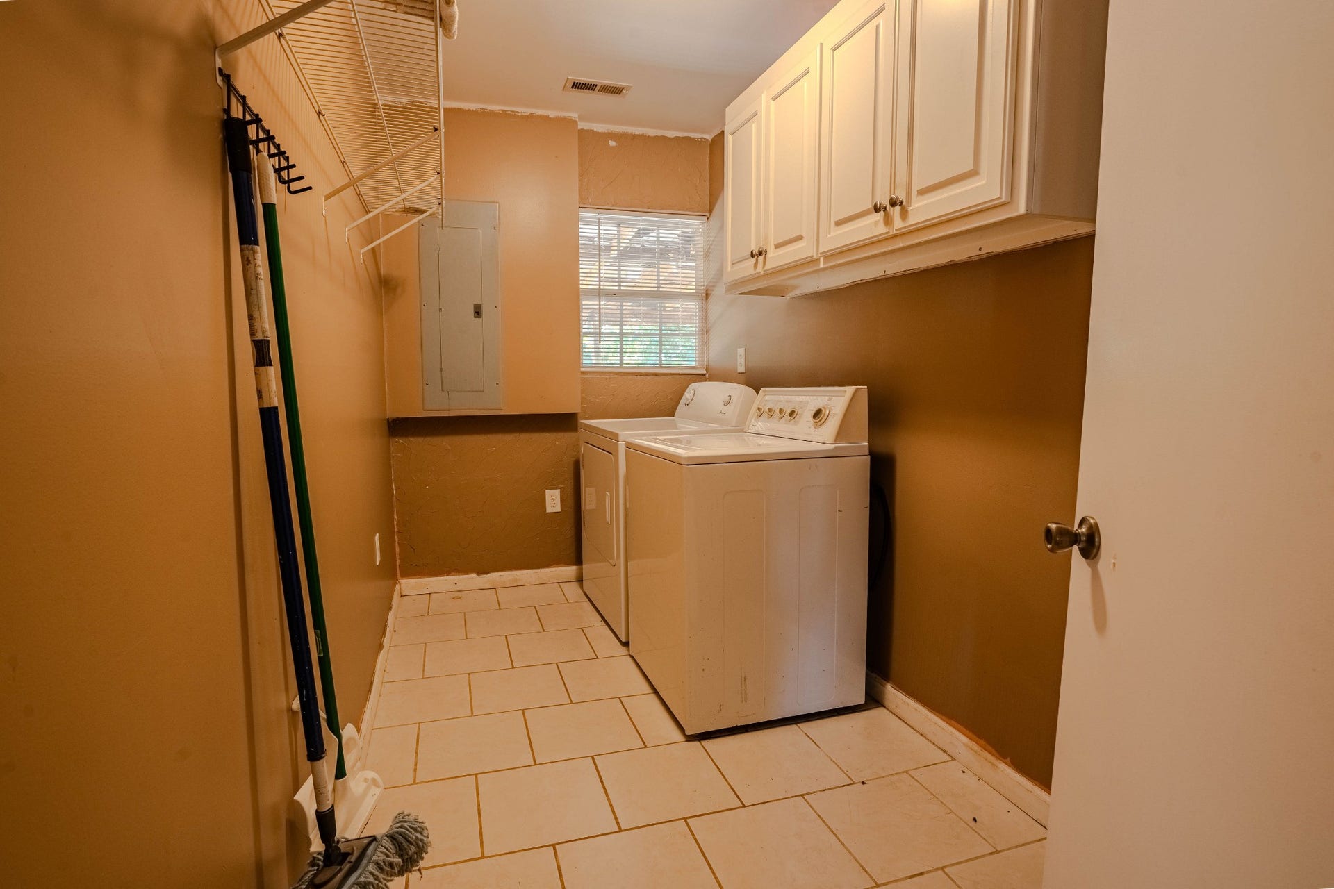 1286 David Patterson Rd, Lutts, TN 38471 1286 David Patterson Rd, Lutts, TN 38471