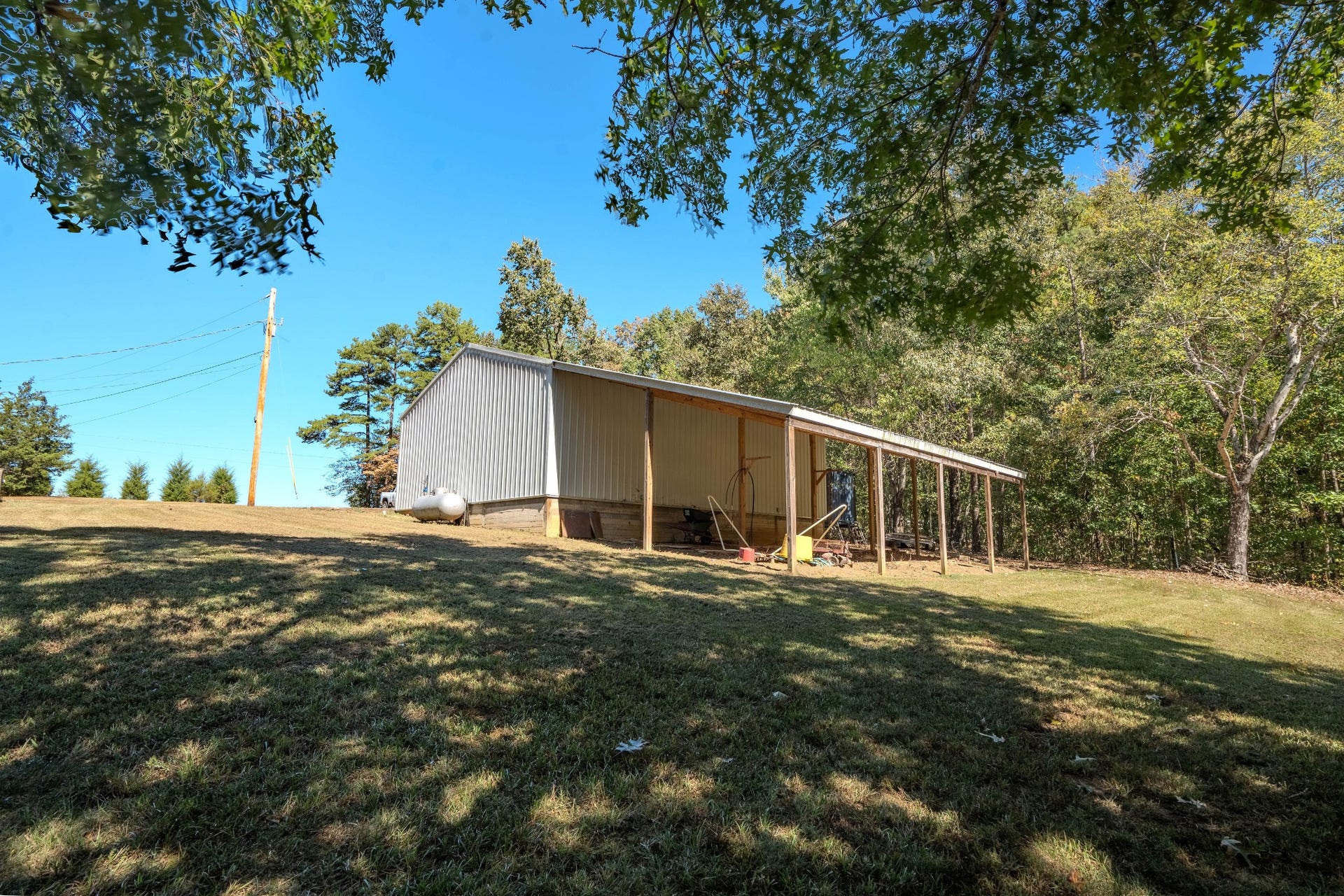 1286 David Patterson Rd, Lutts, TN 38471 1286 David Patterson Rd, Lutts, TN 38471