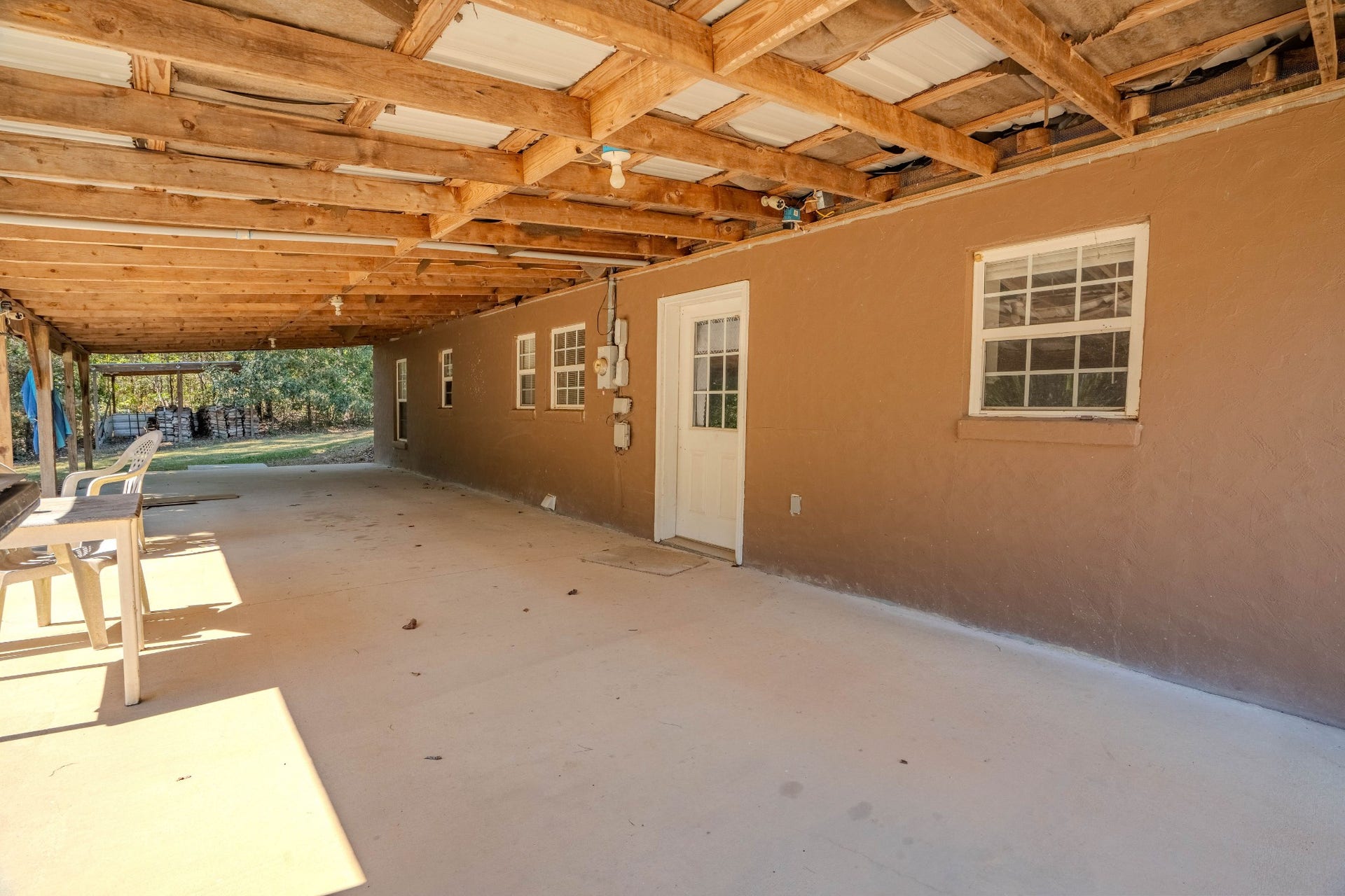 1286 David Patterson Rd, Lutts, TN 38471 1286 David Patterson Rd, Lutts, TN 38471