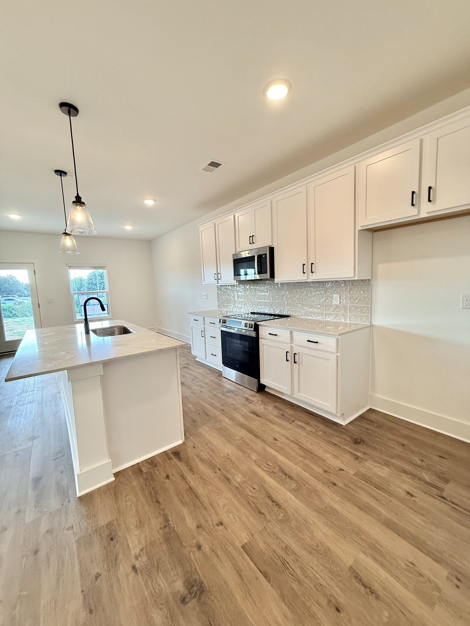 929 Watercourse Ct, Nashville, TN 37214 929 Watercourse Ct, Nashville, TN 37214