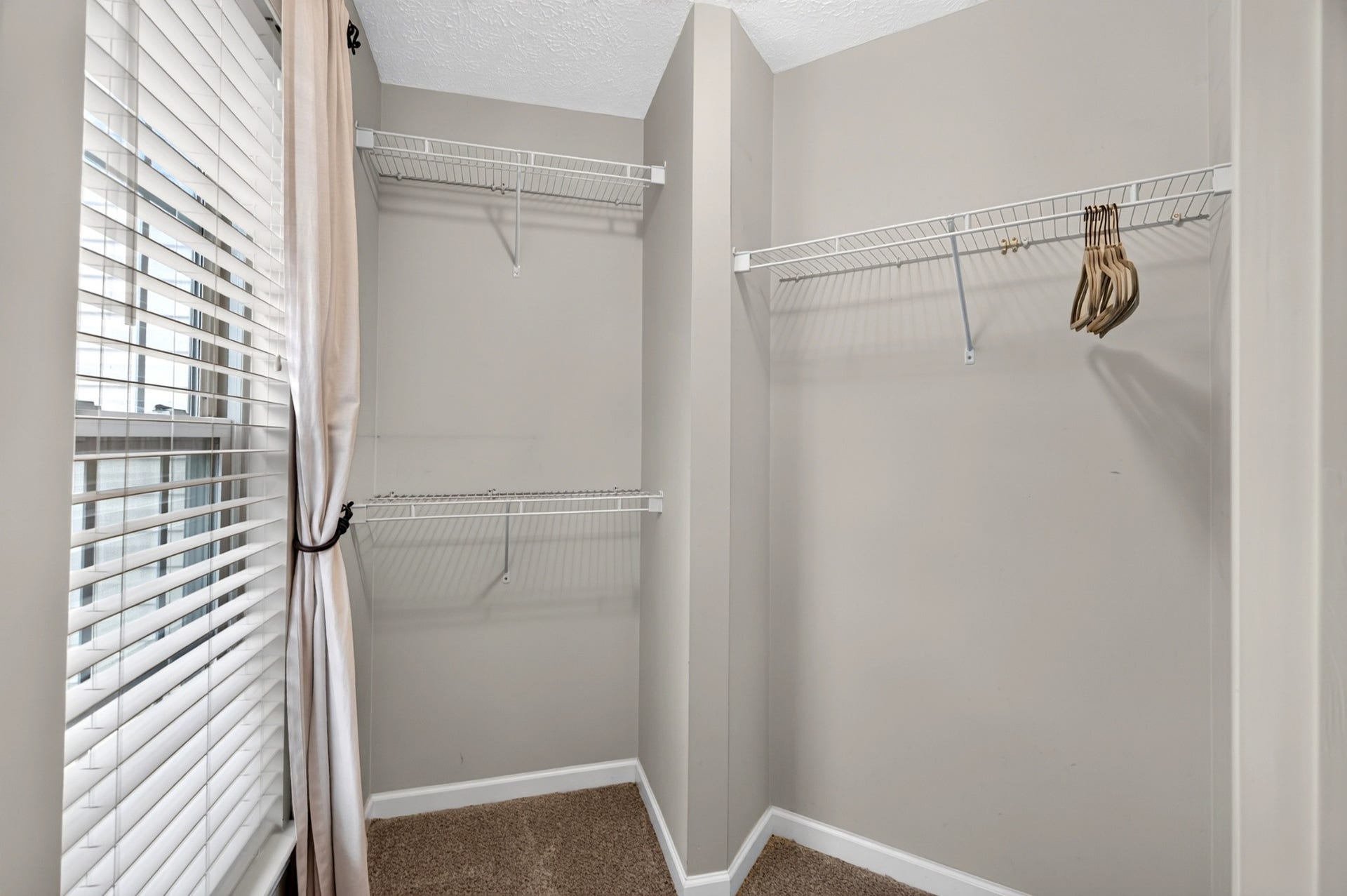 7277 Charlotte Pike, #214, Nashville, TN 37209 7277 Charlotte Pike, #214, Nashville, TN 37209