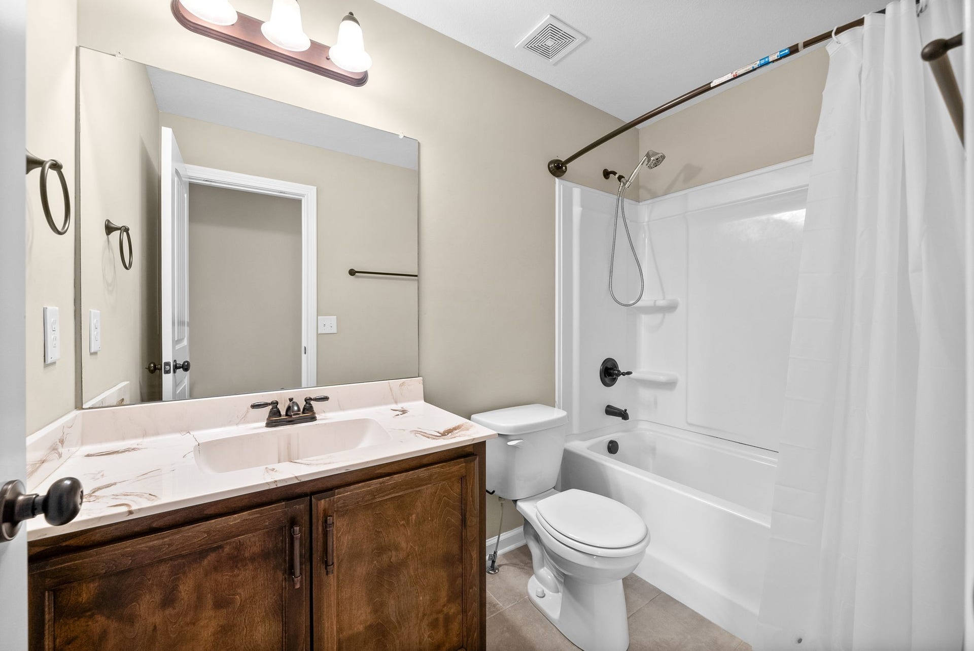 358 Wingfield Dr, Clarksville, TN 37043 358 Wingfield Dr, Clarksville, TN 37043