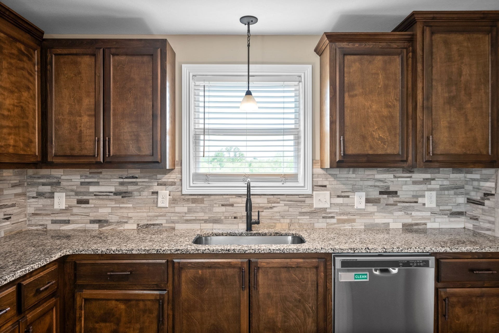 358 Wingfield Dr, Clarksville, TN 37043 358 Wingfield Dr, Clarksville, TN 37043