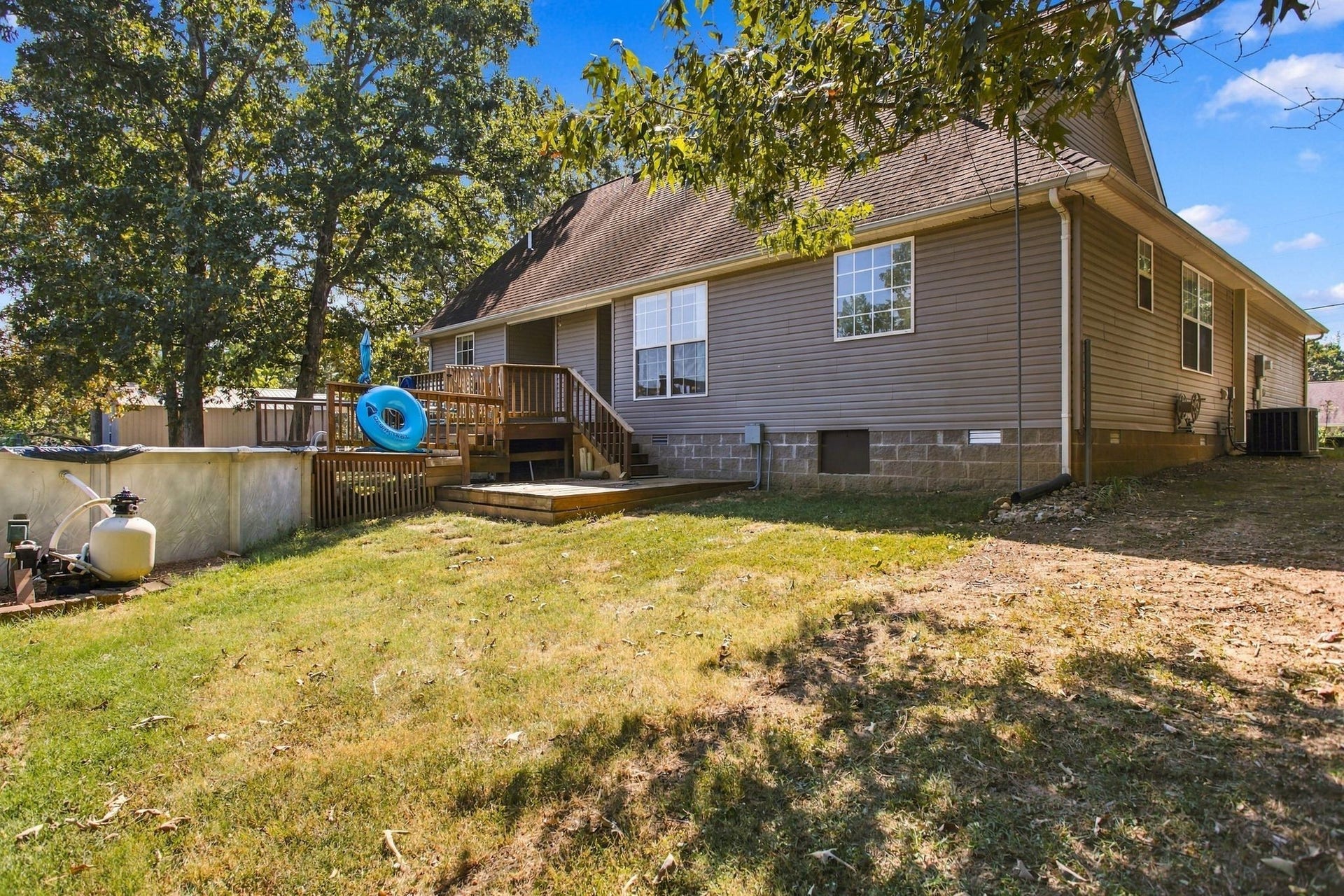 173 Mitchell St, Hohenwald, TN 38462 173 Mitchell St, Hohenwald, TN 38462