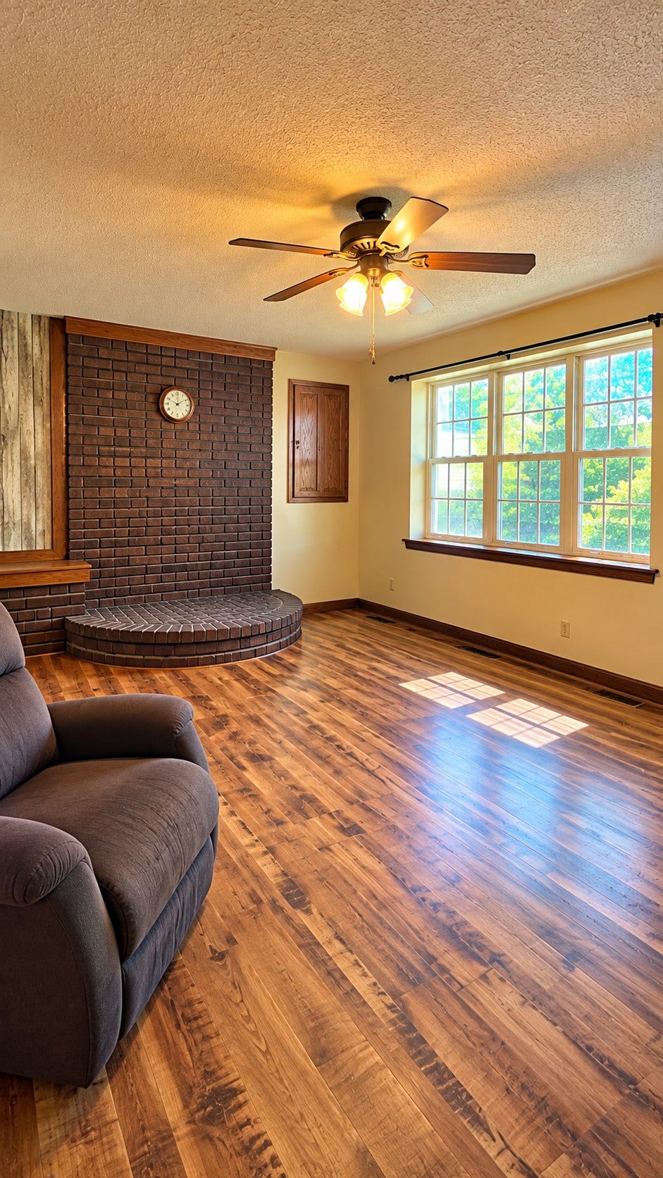 933 Weakley Creek Rd, Lawrenceburg, TN 38464 933 Weakley Creek Rd, Lawrenceburg, TN 38464