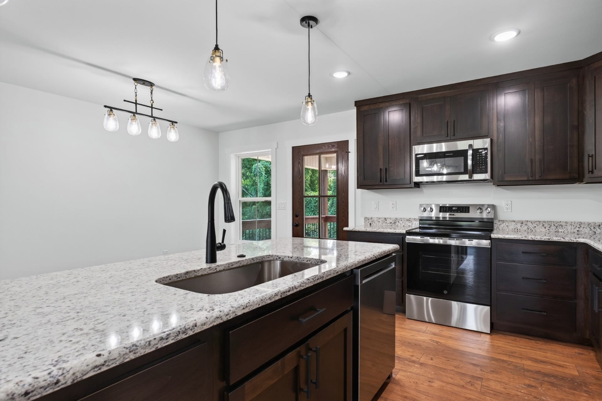 5694 Bob Lynn Rd, Cookeville, TN 38501 5694 Bob Lynn Rd, Cookeville, TN 38501