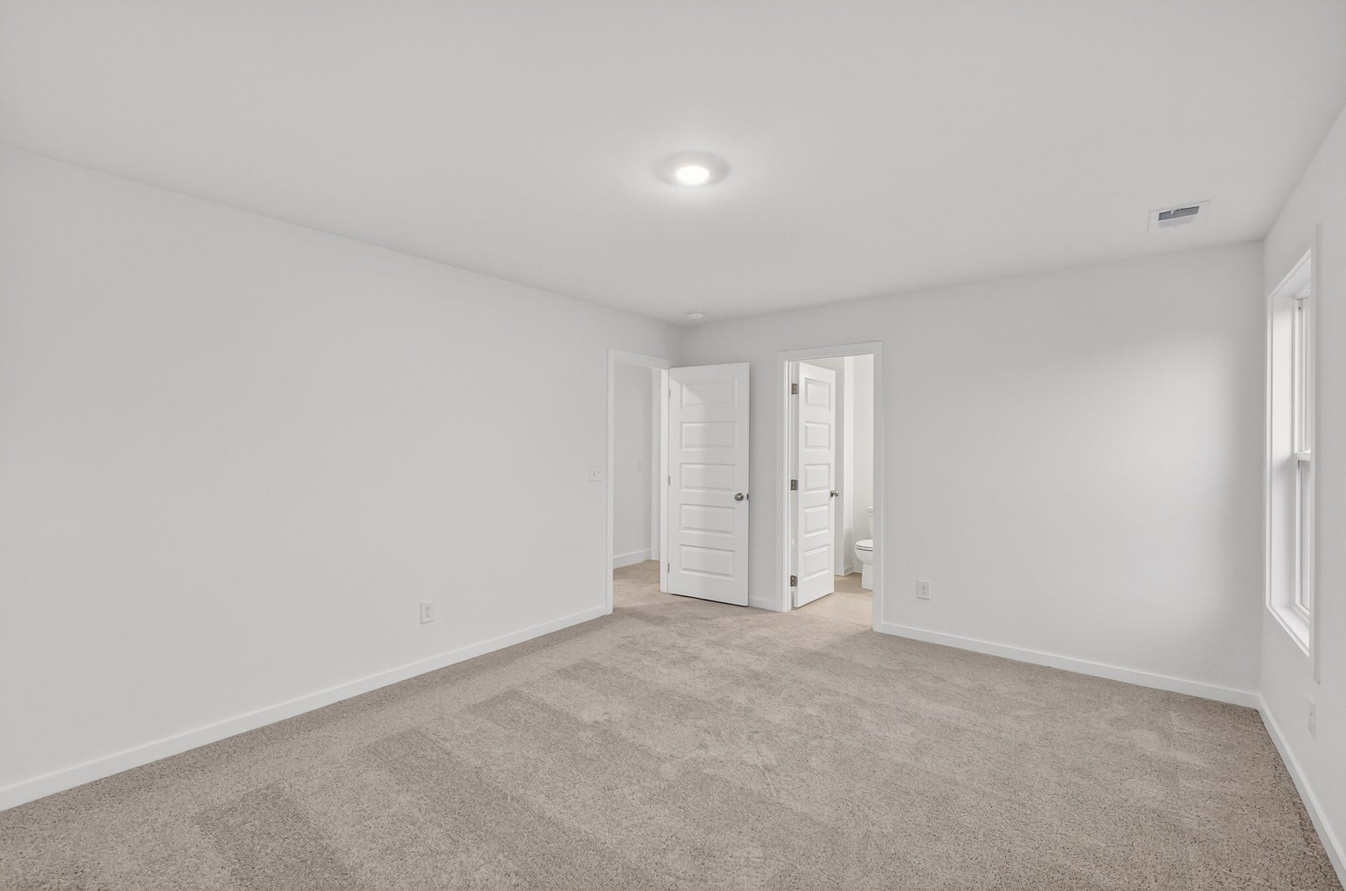 2561 Dandy Lane, White House, TN 37188 **Photos of model home and may not match subject property**