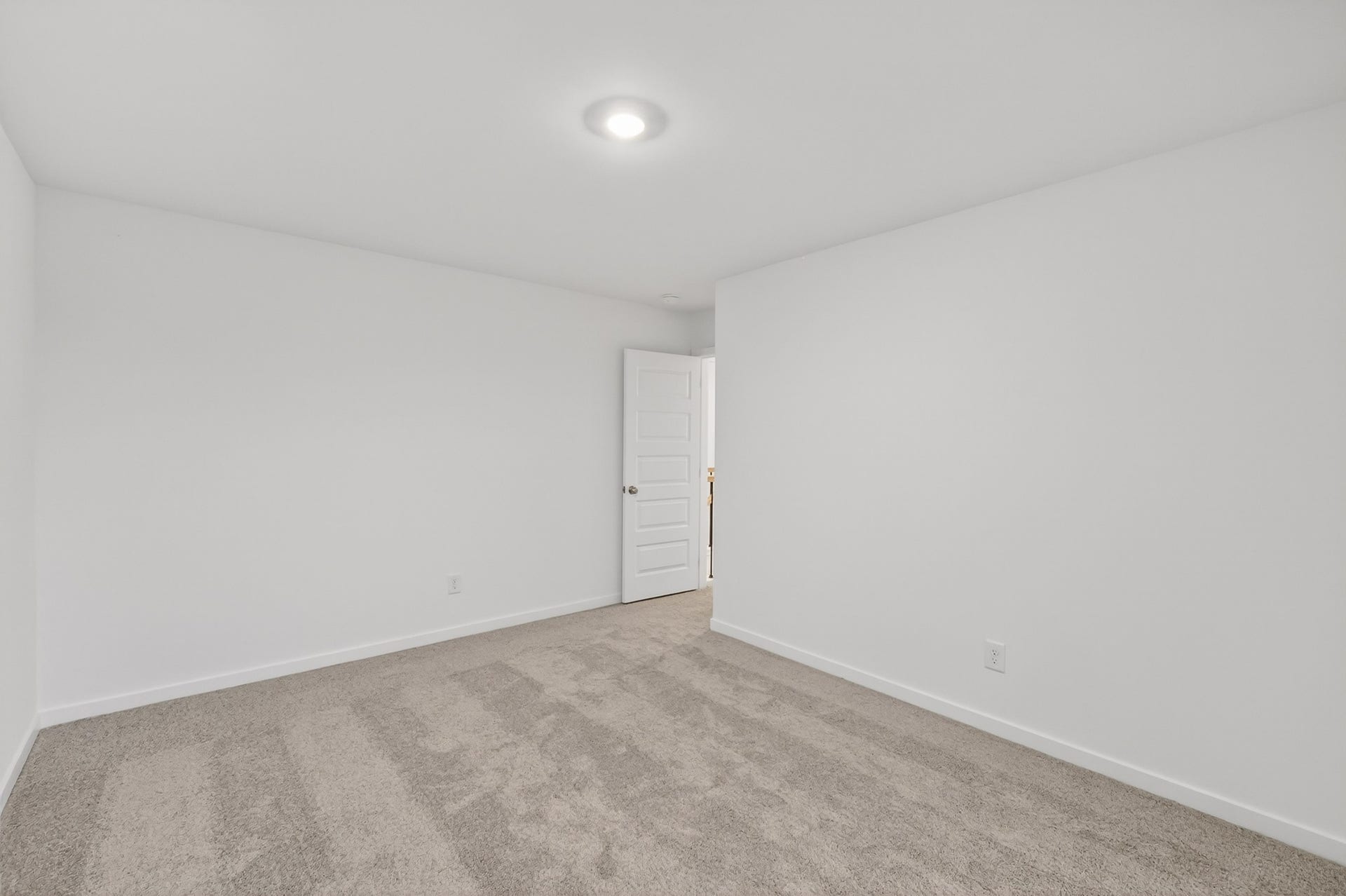 2561 Dandy Lane, White House, TN 37188 **Photos of model home and may not match subject property**