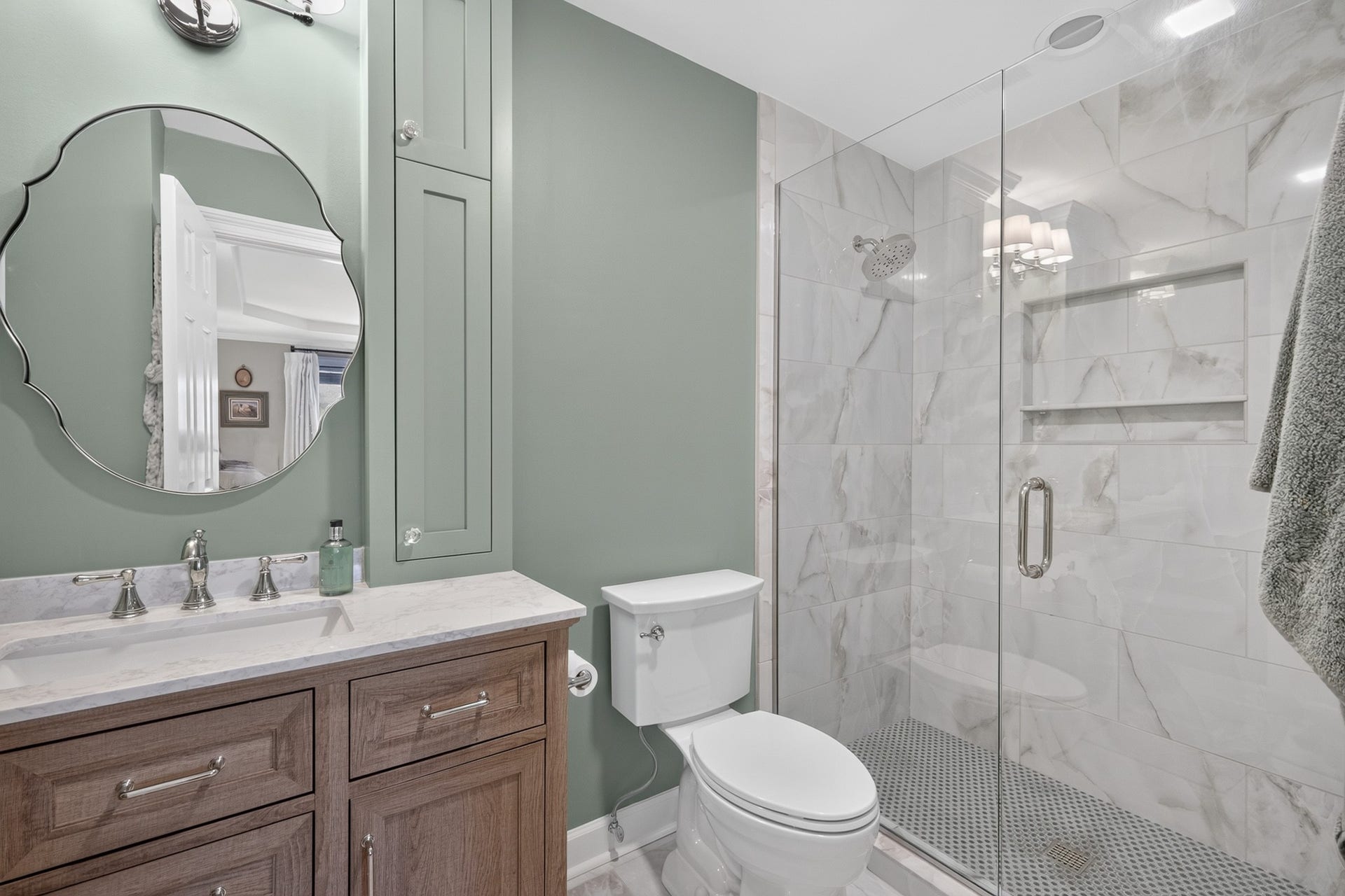 135 Matthew Ln, Nashville, TN 37215