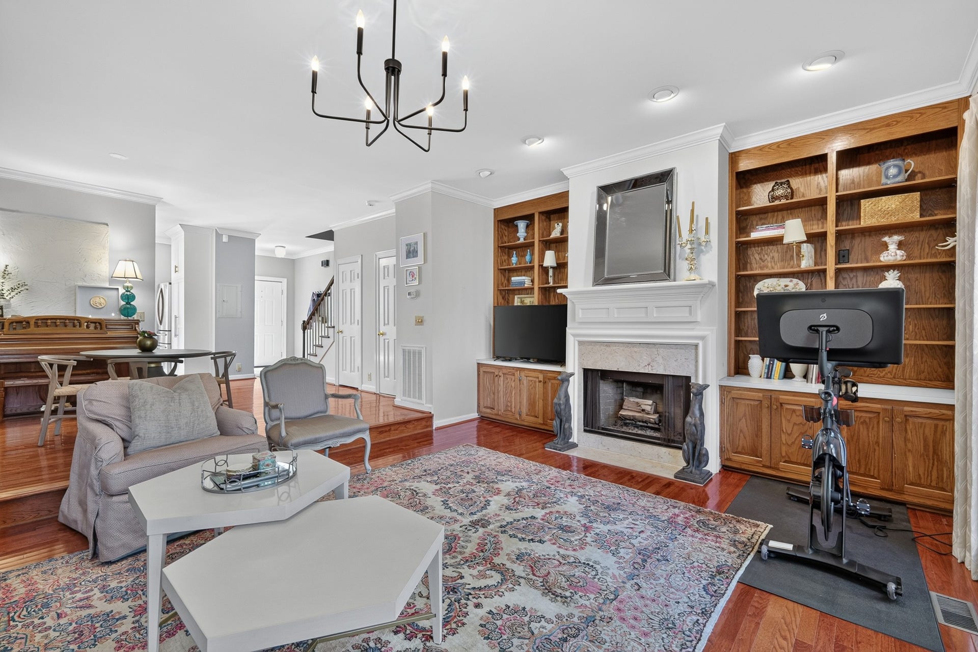 135 Matthew Ln, Nashville, TN 37215