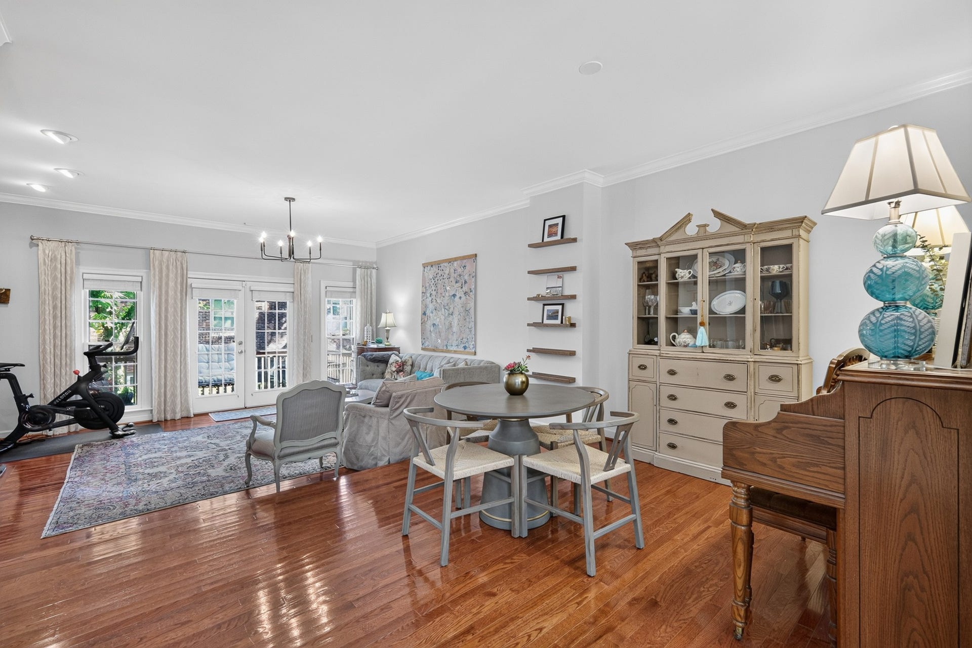135 Matthew Ln, Nashville, TN 37215