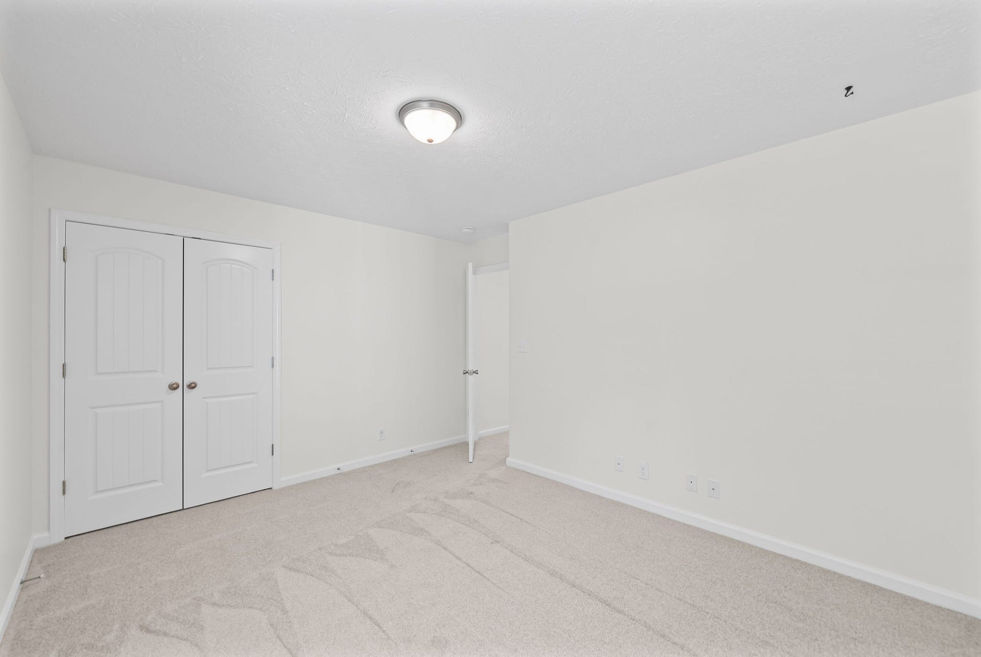 1027 Hendricks Court, Clarksville, TN 37040 1027 Hendricks Court, Clarksville, TN 37040