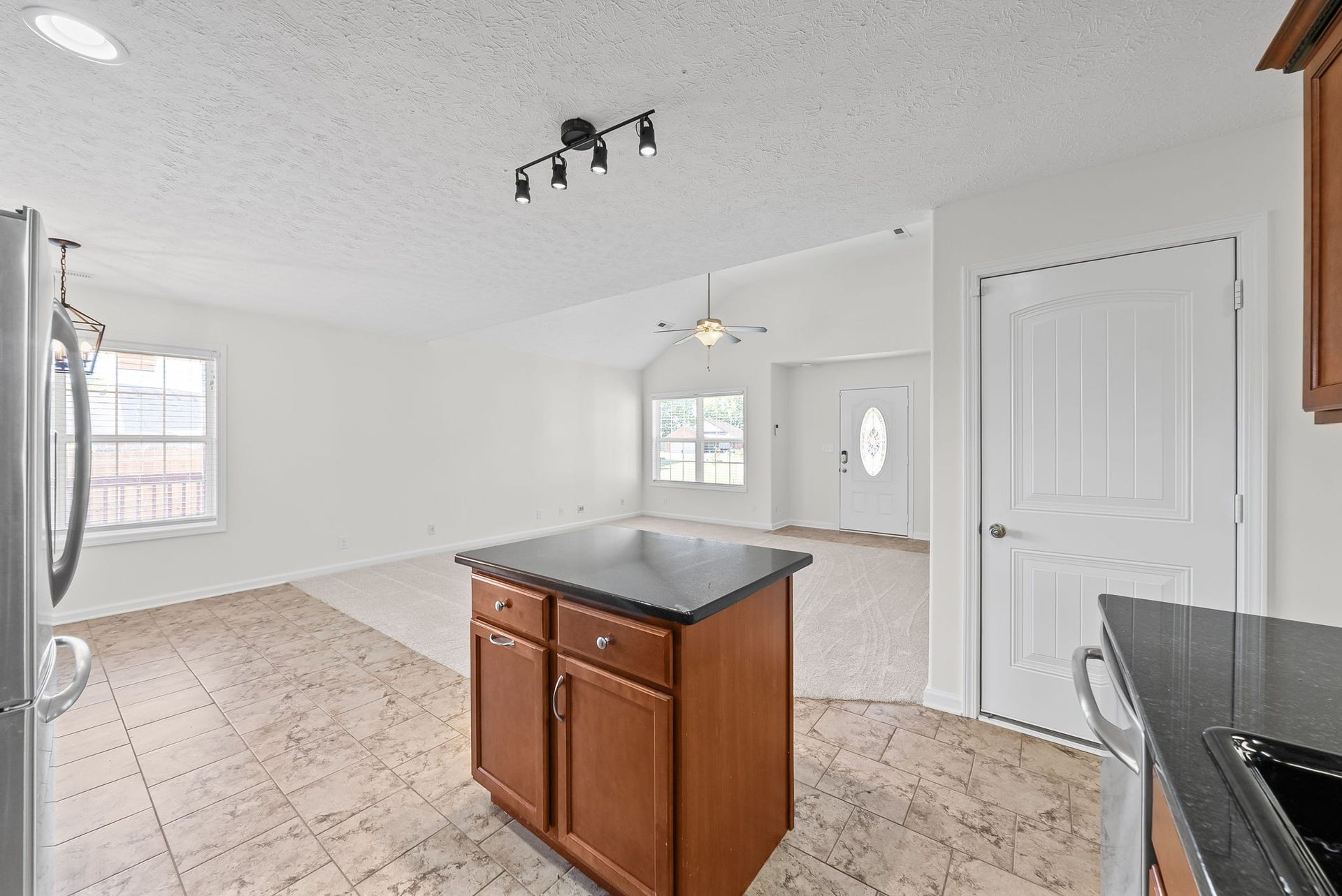 1027 Hendricks Court, Clarksville, TN 37040 1027 Hendricks Court, Clarksville, TN 37040