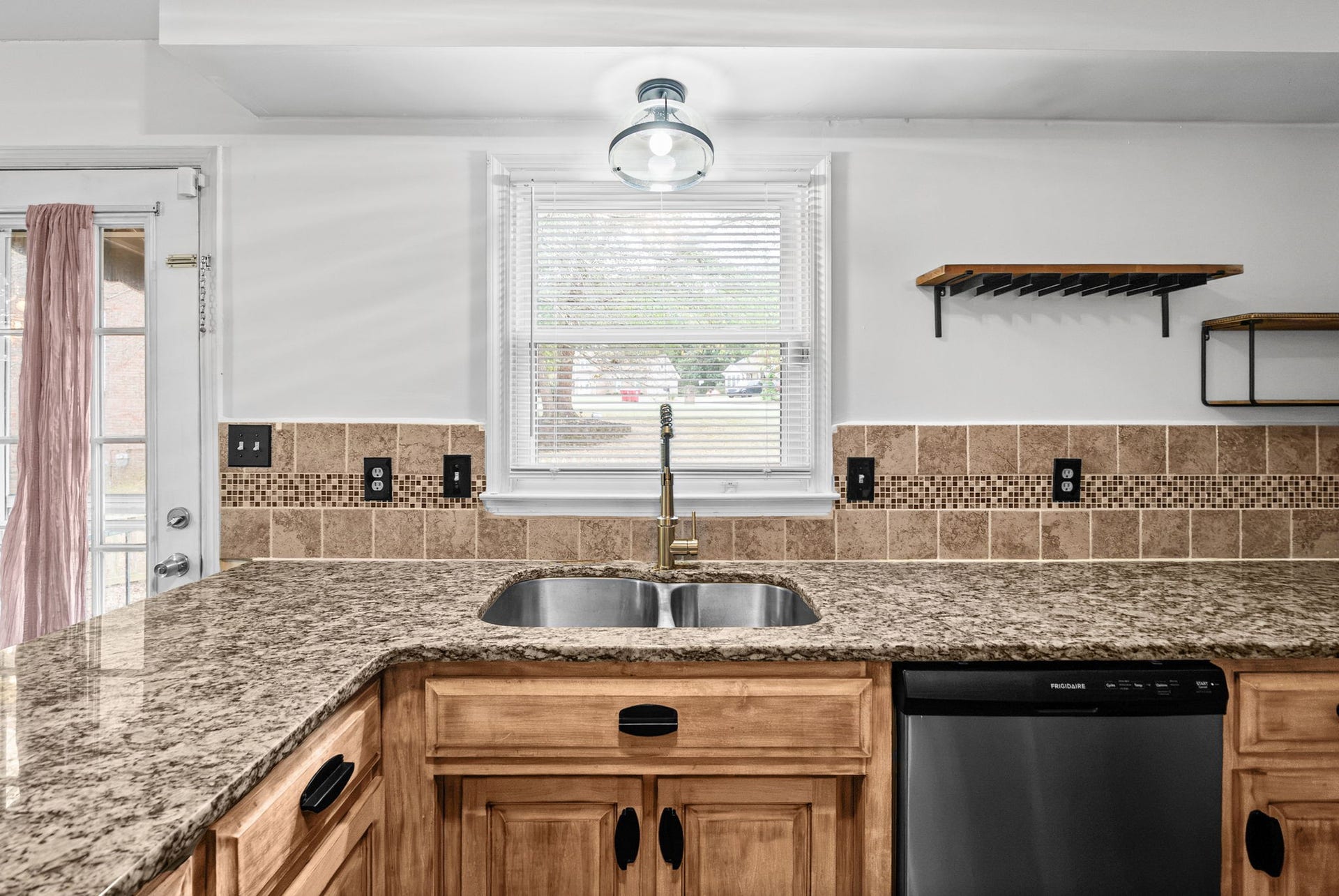 248 Longwood Ln, Clarksville, TN 37043 248 Longwood Ln, Clarksville, TN 37043