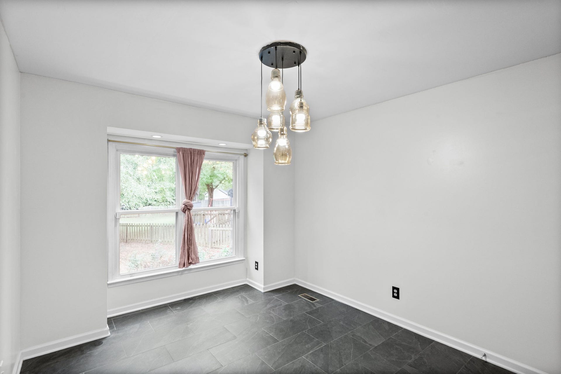 248 Longwood Ln, Clarksville, TN 37043 248 Longwood Ln, Clarksville, TN 37043