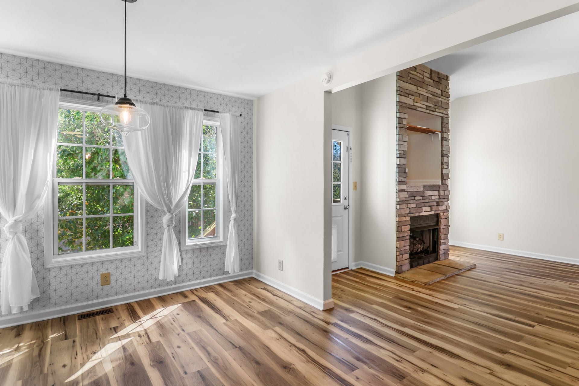 3661 S Naples Ct, Clarksville, TN 37040 3661 S Naples Ct, Clarksville, TN 37040