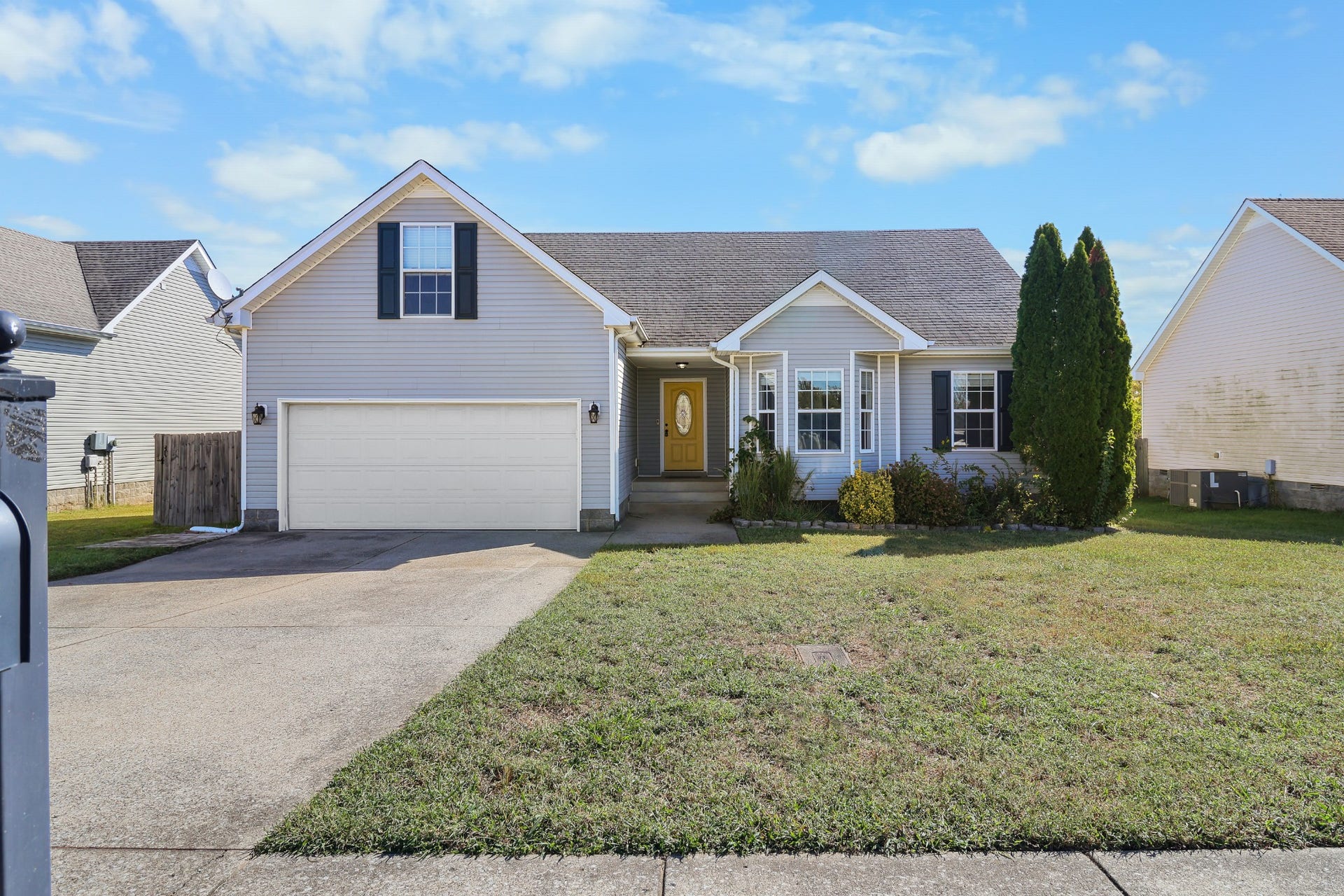 3661 S Naples Ct, Clarksville, TN 37040 3661 S Naples Ct, Clarksville, TN 37040