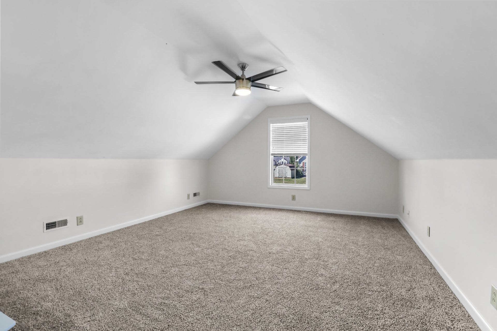 3661 S Naples Ct, Clarksville, TN 37040 3661 S Naples Ct, Clarksville, TN 37040