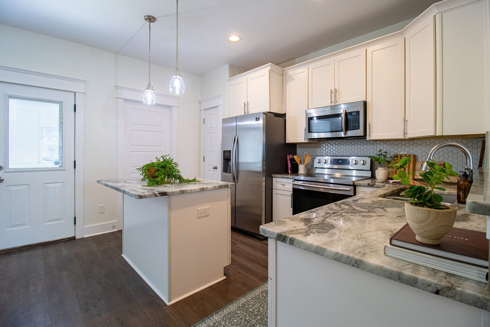 732 Old Hickory Blvd, #I, Nashville, TN 37209 732 Old Hickory Blvd, #I, Nashville, TN 37209