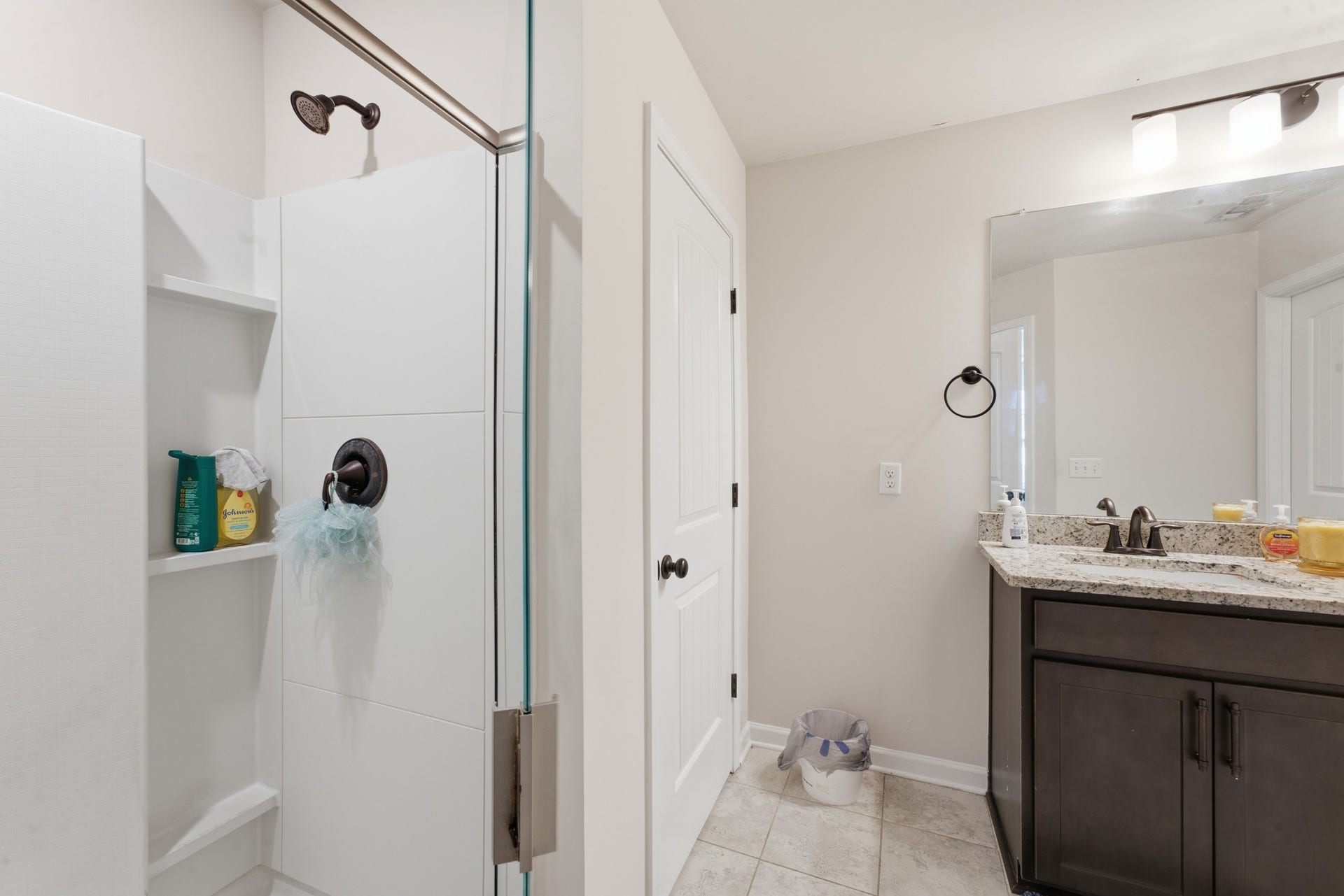 4410 Bomeadows Dr, Murfreesboro, TN 37128 4410 Bomeadows Dr, Murfreesboro, TN 37128
