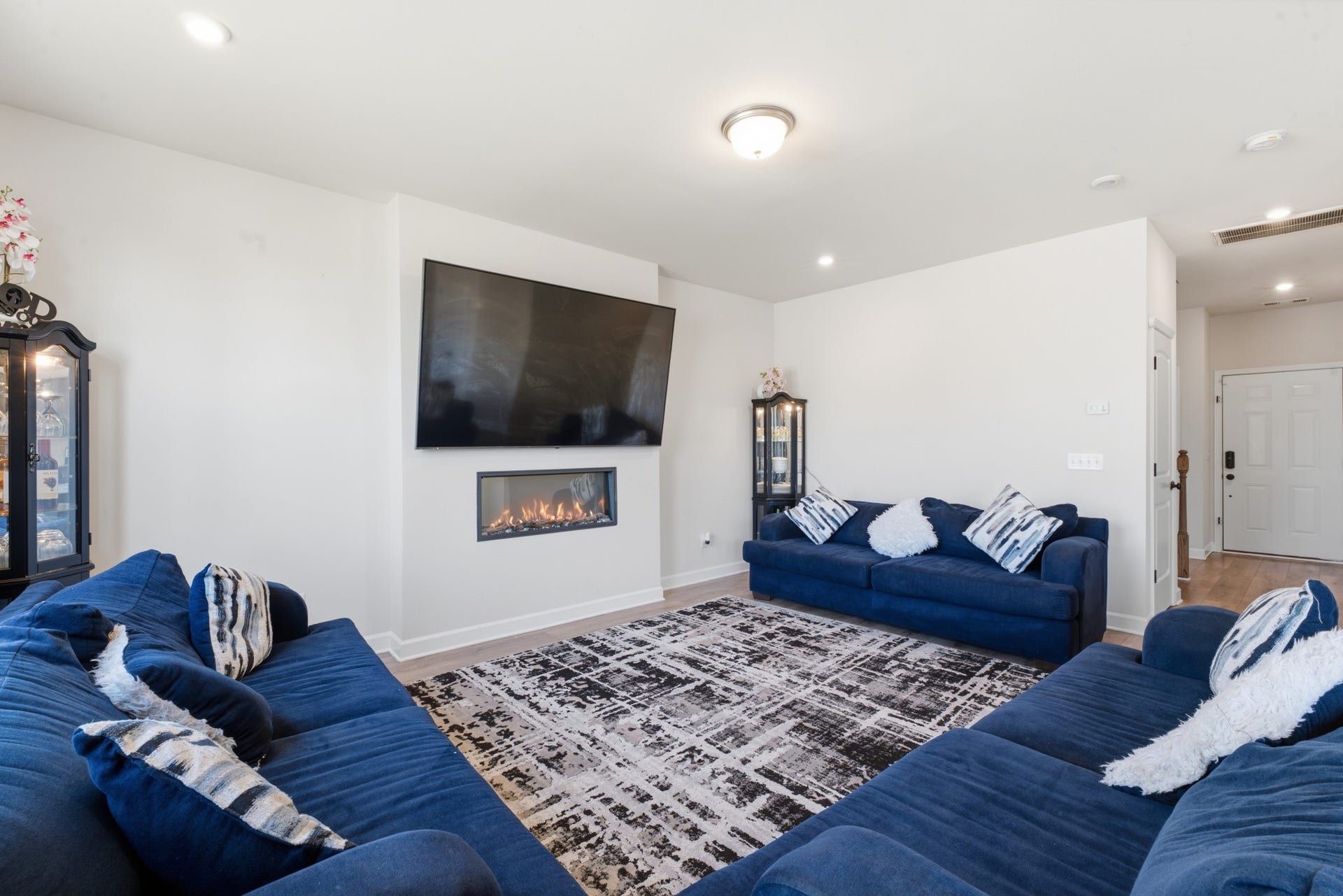 4410 Bomeadows Dr, Murfreesboro, TN 37128 4410 Bomeadows Dr, Murfreesboro, TN 37128