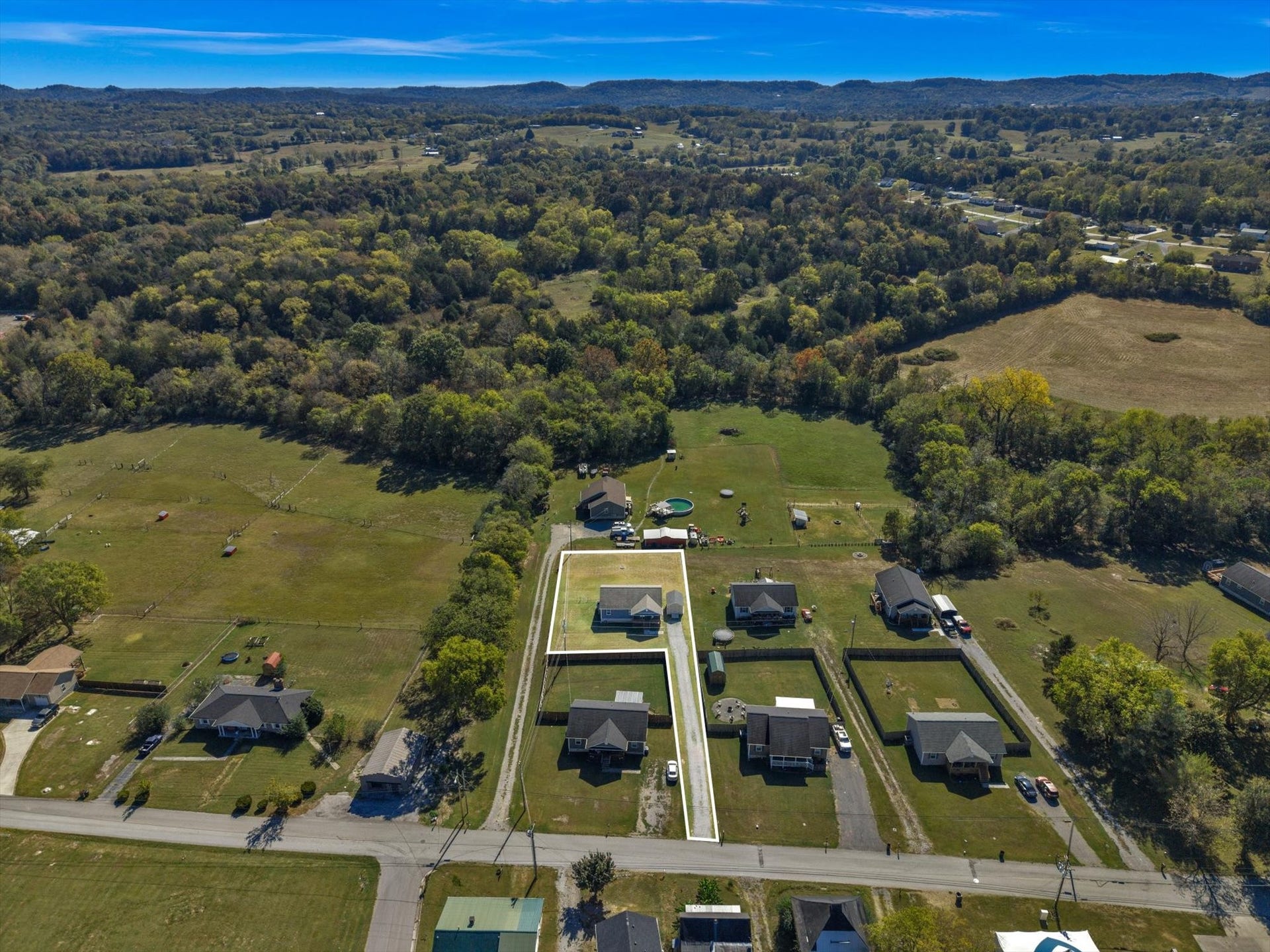 464 Edgewood St, Alexandria, TN 37012