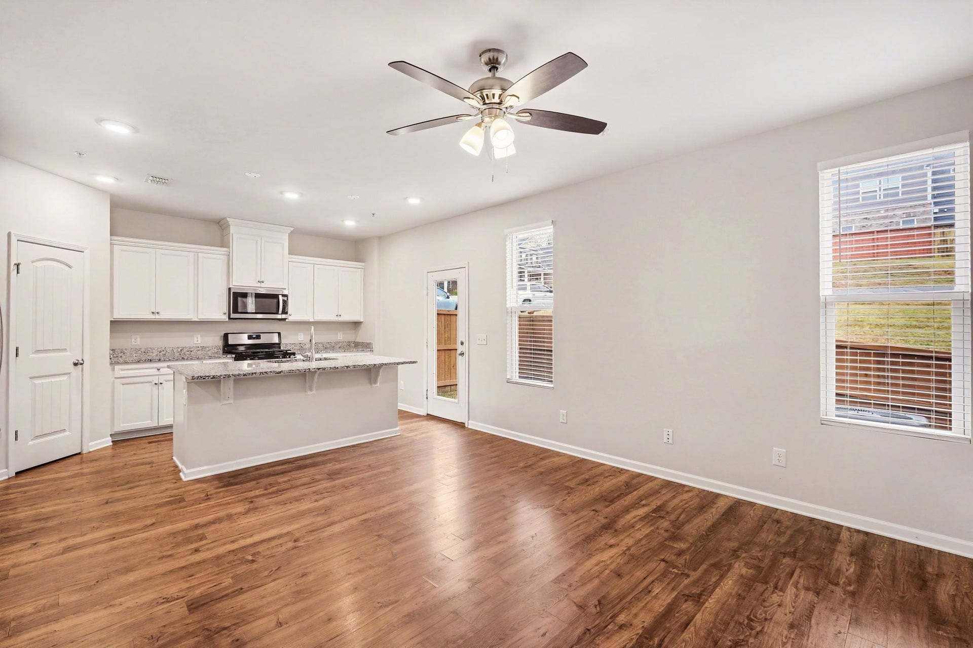 826 Kennear Ln, Mount Juliet, TN 37122 826 Kennear Ln, Mount Juliet, TN 37122