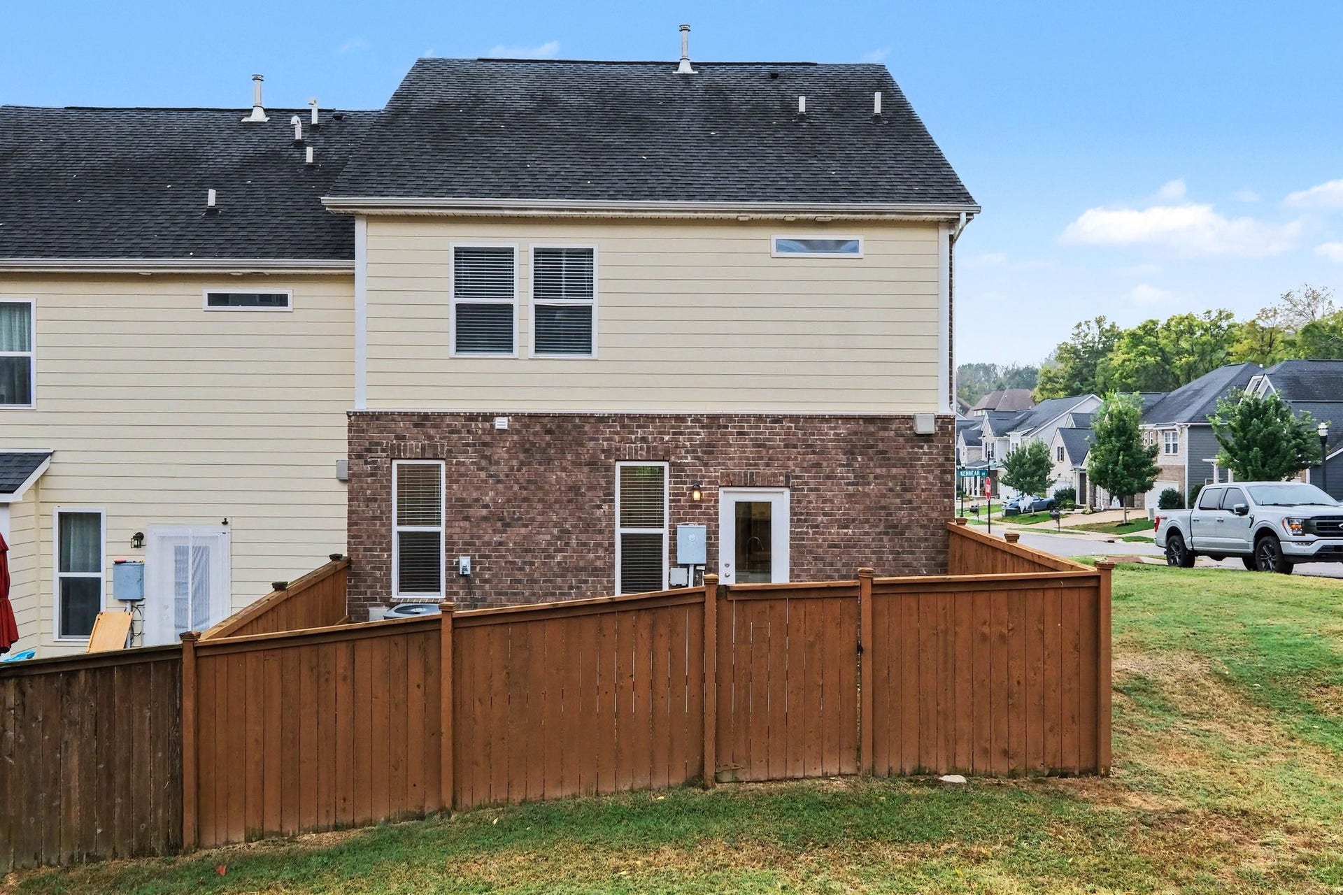 826 Kennear Ln, Mount Juliet, TN 37122 826 Kennear Ln, Mount Juliet, TN 37122