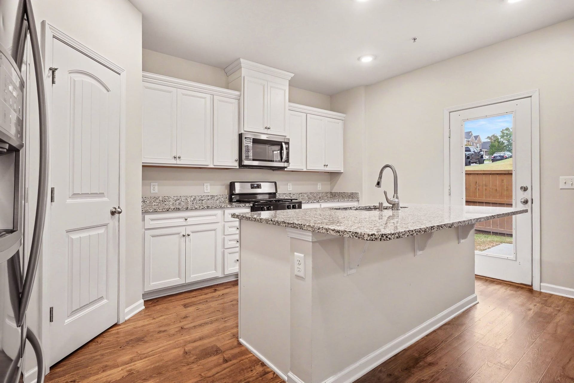 826 Kennear Ln, Mount Juliet, TN 37122 826 Kennear Ln, Mount Juliet, TN 37122