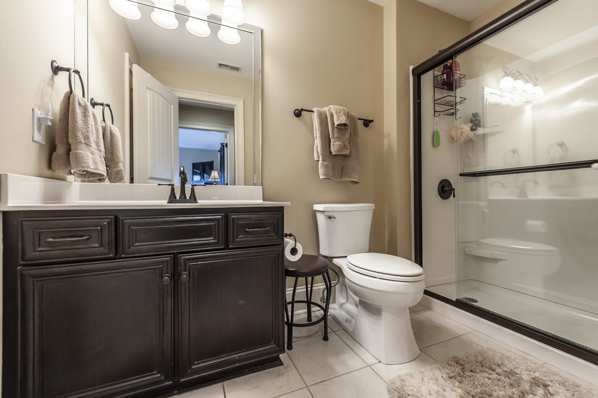 1624 Kelvington Blvd, Gallatin, TN 37066 1624 Kelvington Blvd, Gallatin, TN 37066