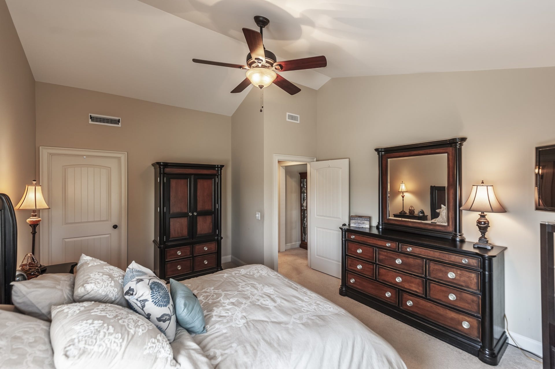 1624 Kelvington Blvd, Gallatin, TN 37066 1624 Kelvington Blvd, Gallatin, TN 37066