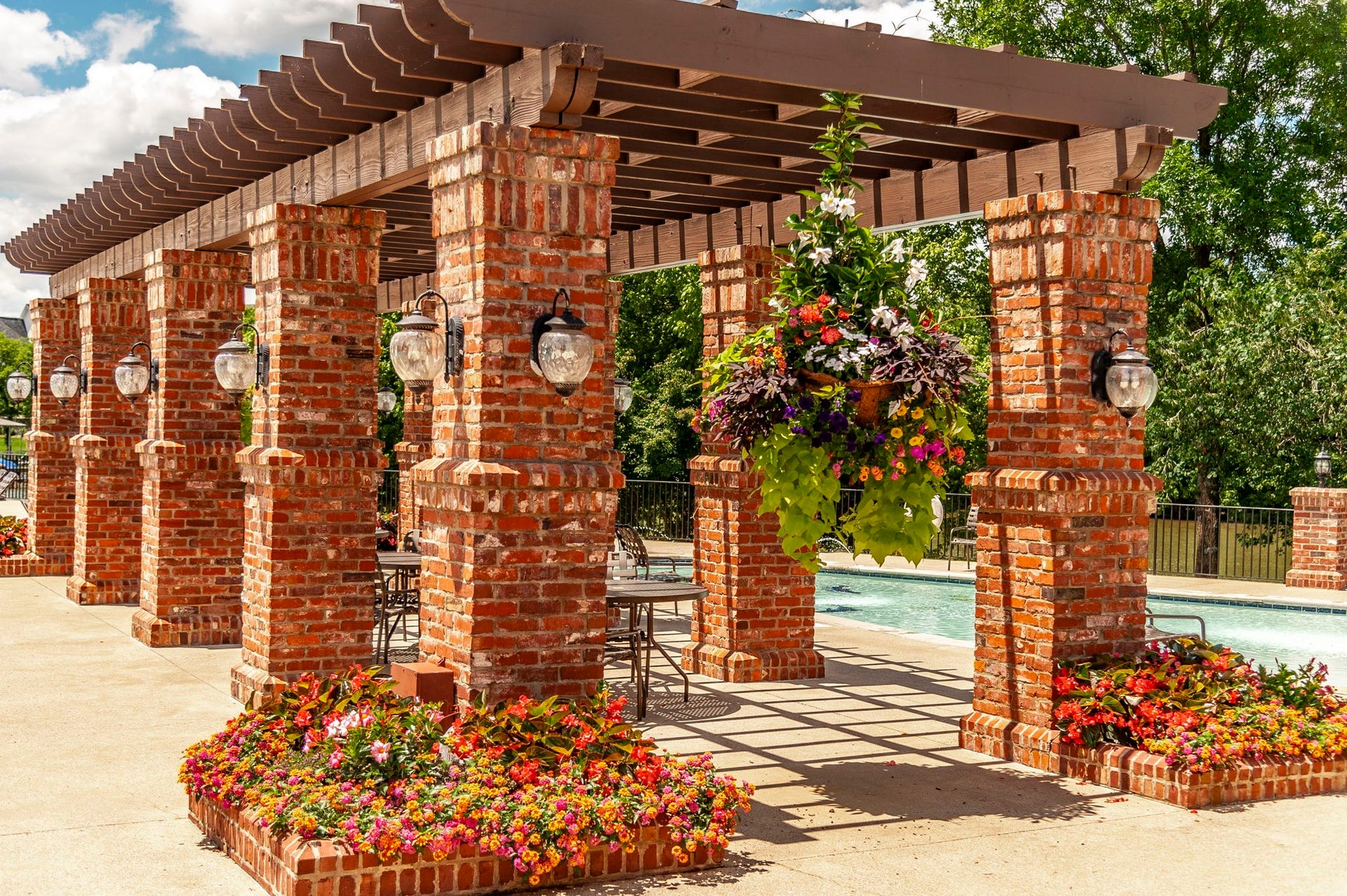 1624 Kelvington Blvd, Gallatin, TN 37066 Golf & Social Memberships available for an additional Fee