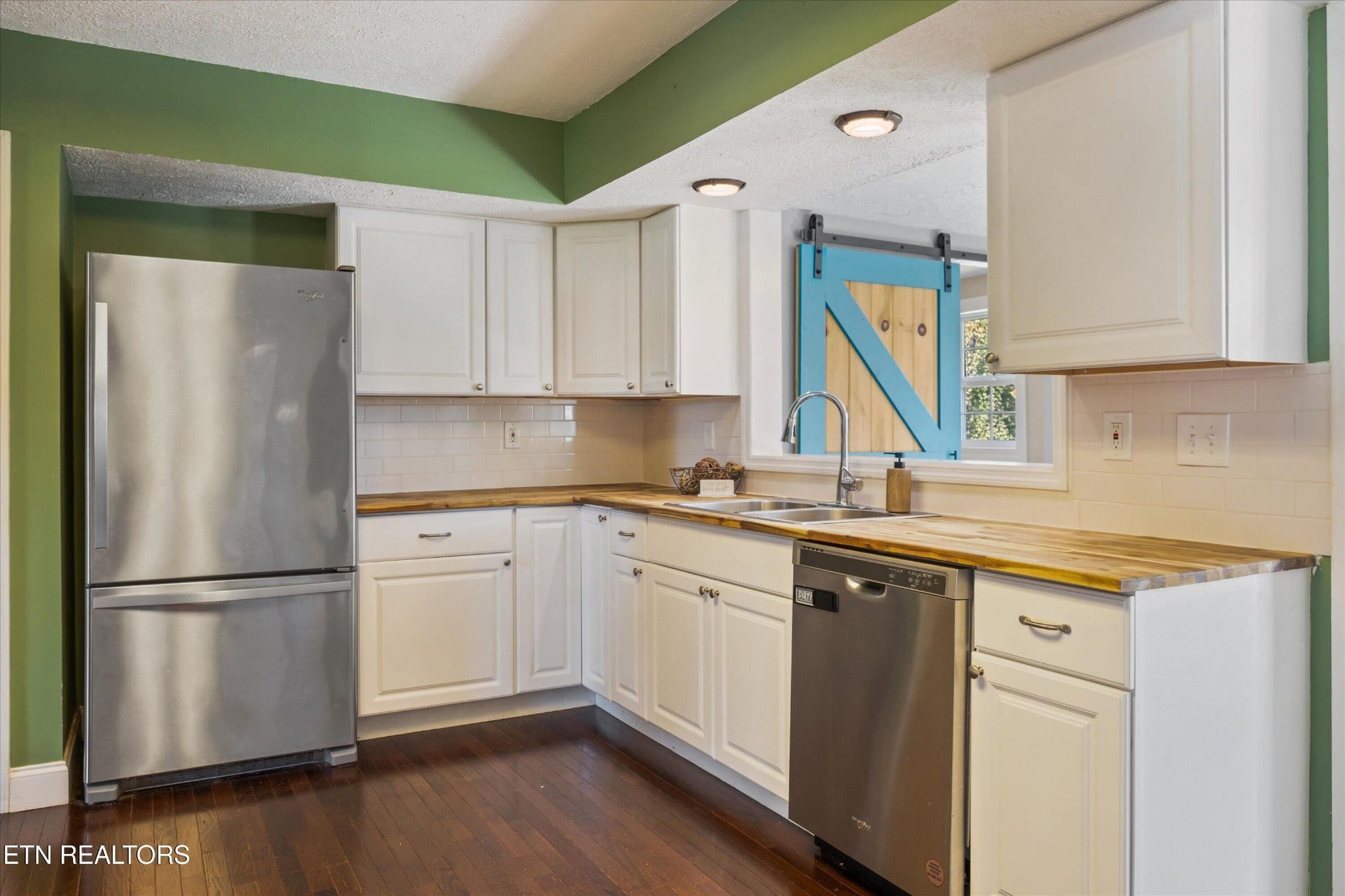 4300 Browder Hollow Rd, Lenoir City, TN 37771 4300 Browder Hollow Rd, Lenoir City, TN 37771