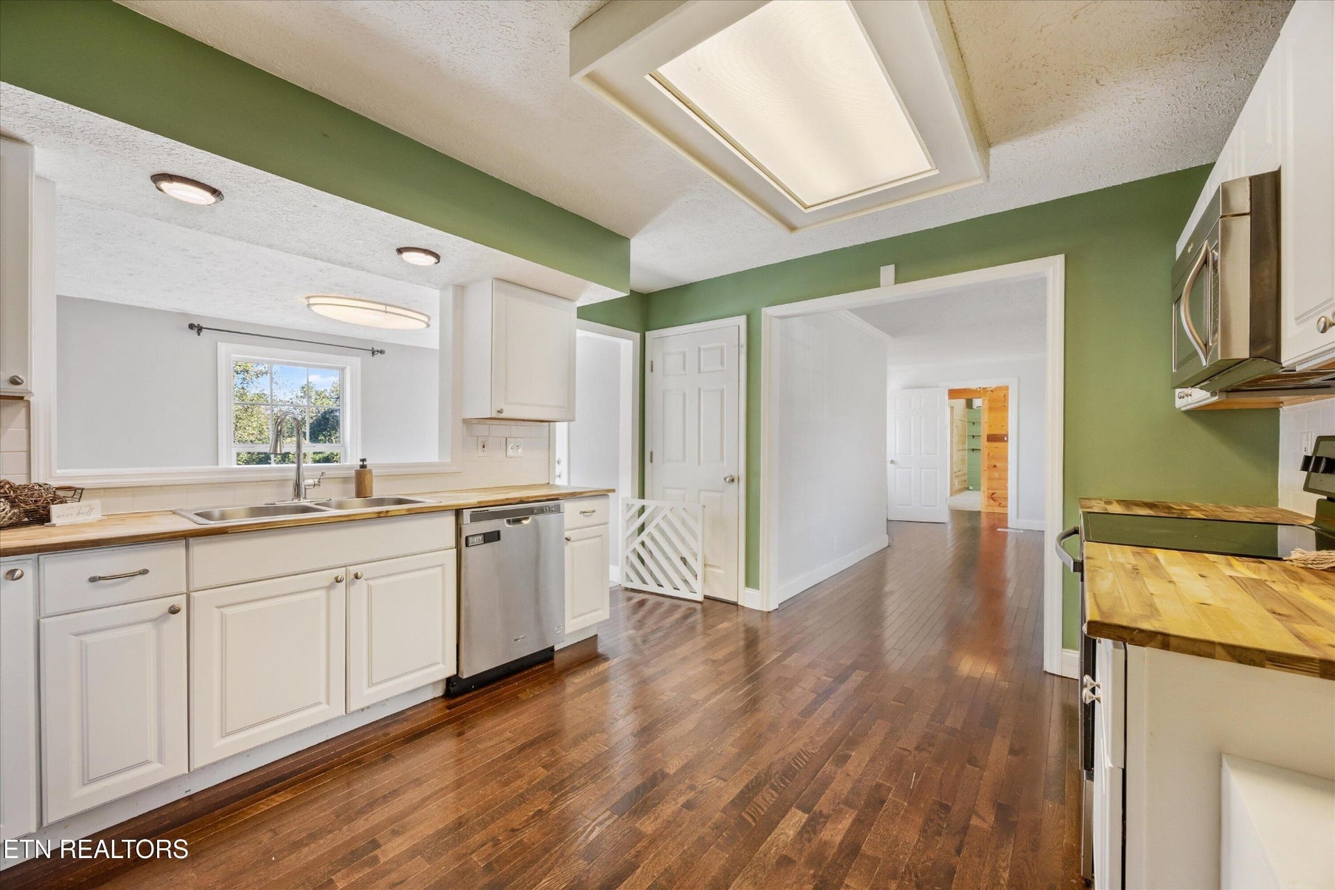 4300 Browder Hollow Rd, Lenoir City, TN 37771 4300 Browder Hollow Rd, Lenoir City, TN 37771