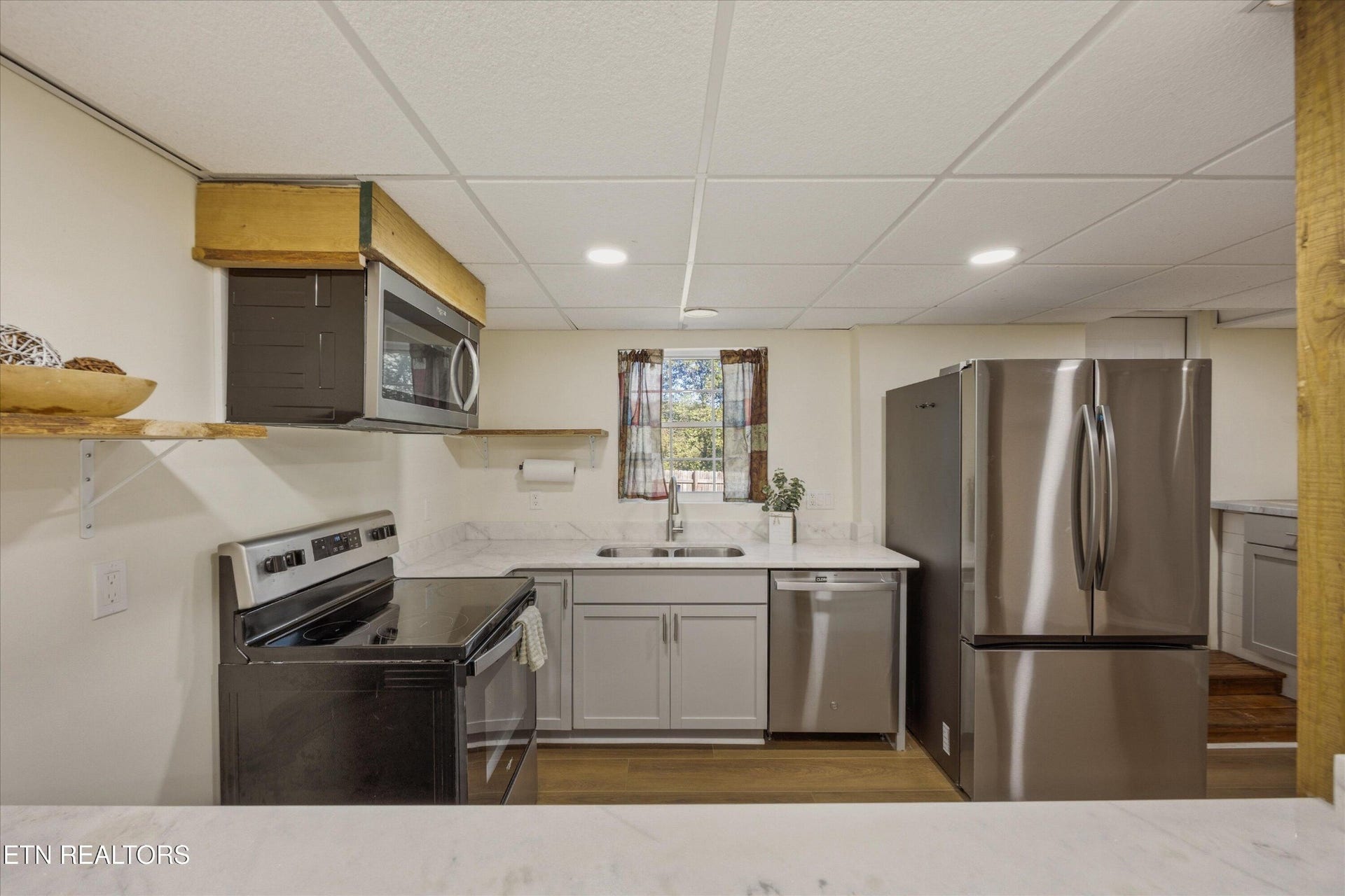 4300 Browder Hollow Rd, Lenoir City, TN 37771 4300 Browder Hollow Rd, Lenoir City, TN 37771