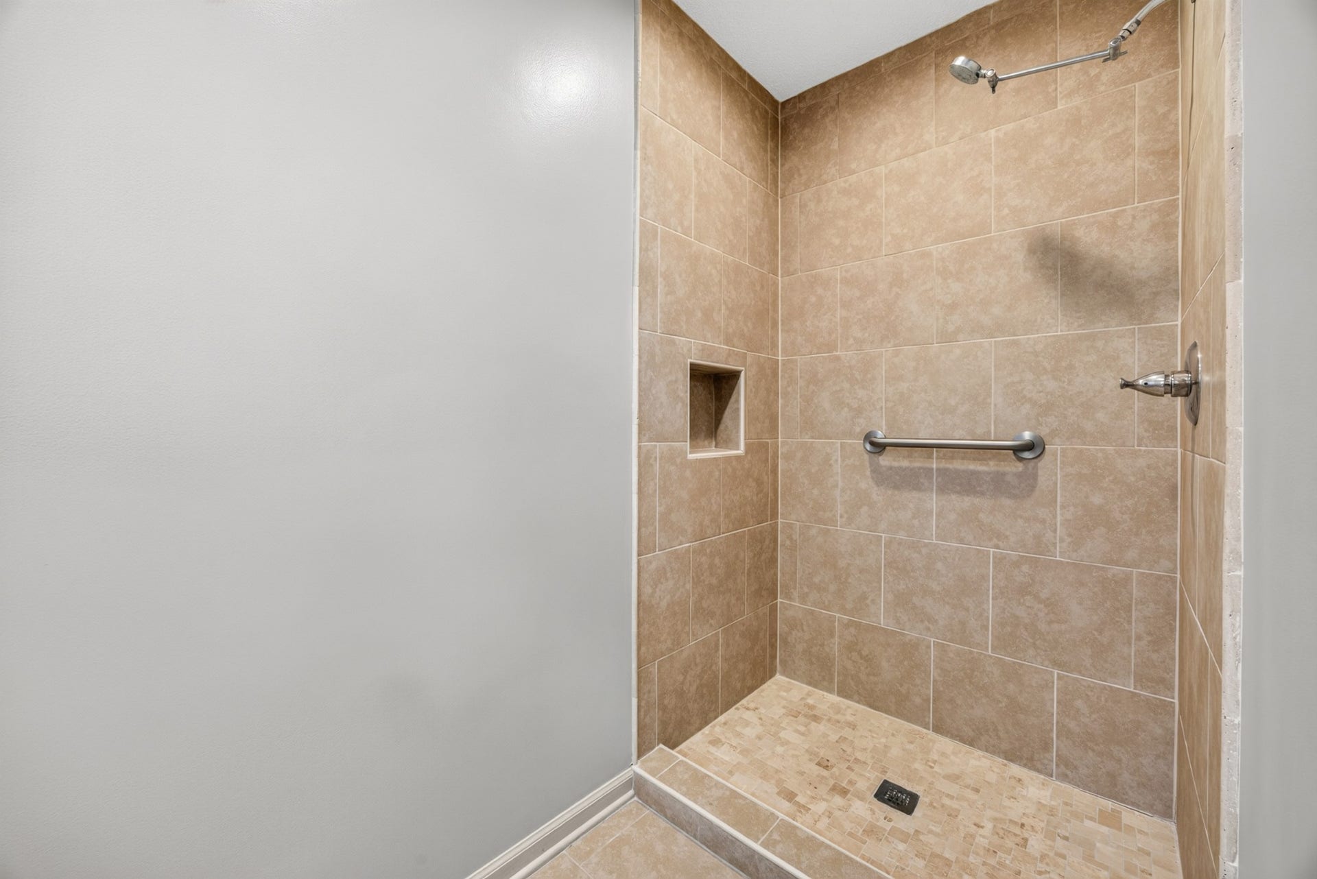 40 Kingsboro Ln, Crossville, TN 38558 40 Kingsboro Ln, Crossville, TN 38558