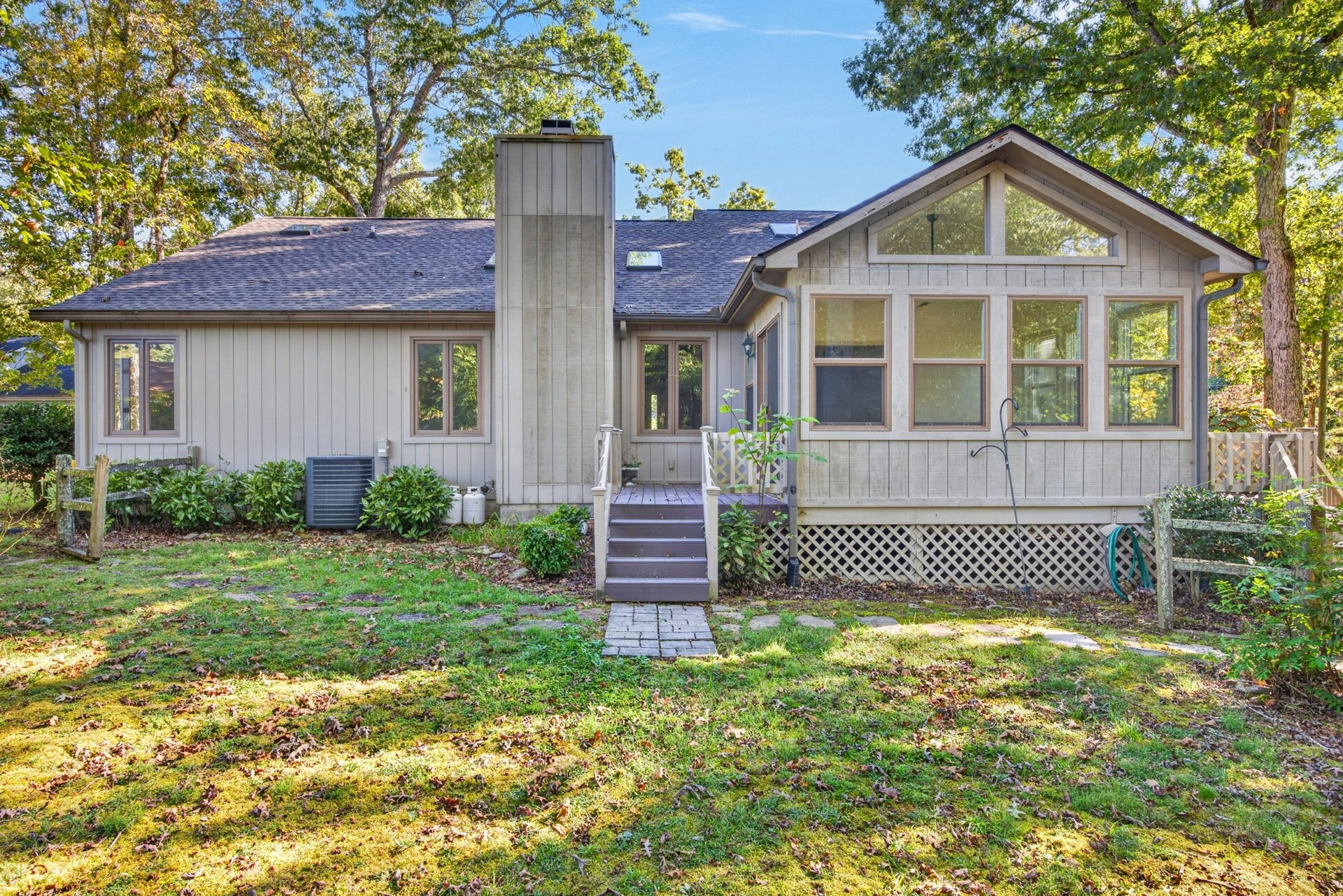 40 Kingsboro Ln, Crossville, TN 38558 40 Kingsboro Ln, Crossville, TN 38558