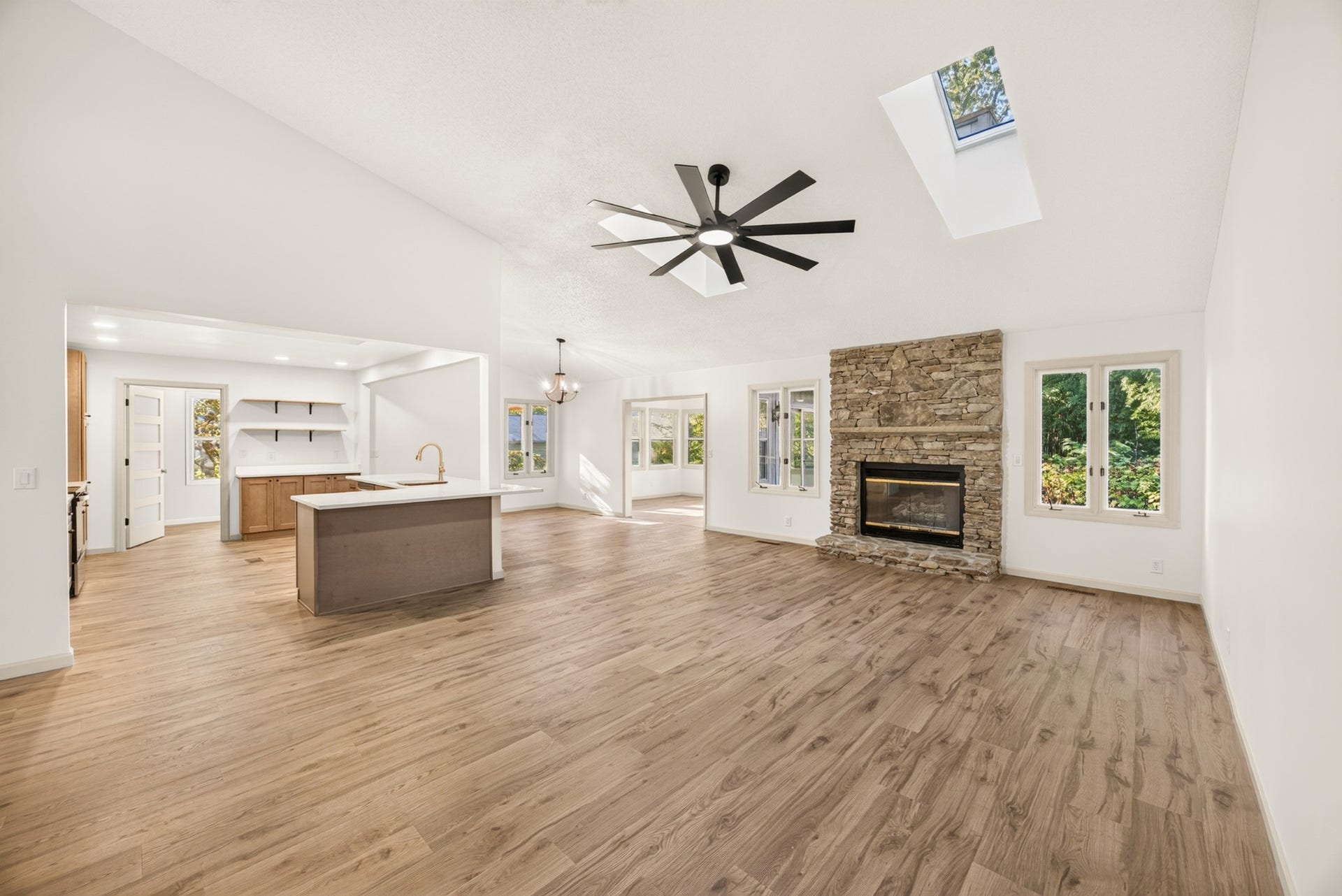 40 Kingsboro Ln, Crossville, TN 38558 40 Kingsboro Ln, Crossville, TN 38558