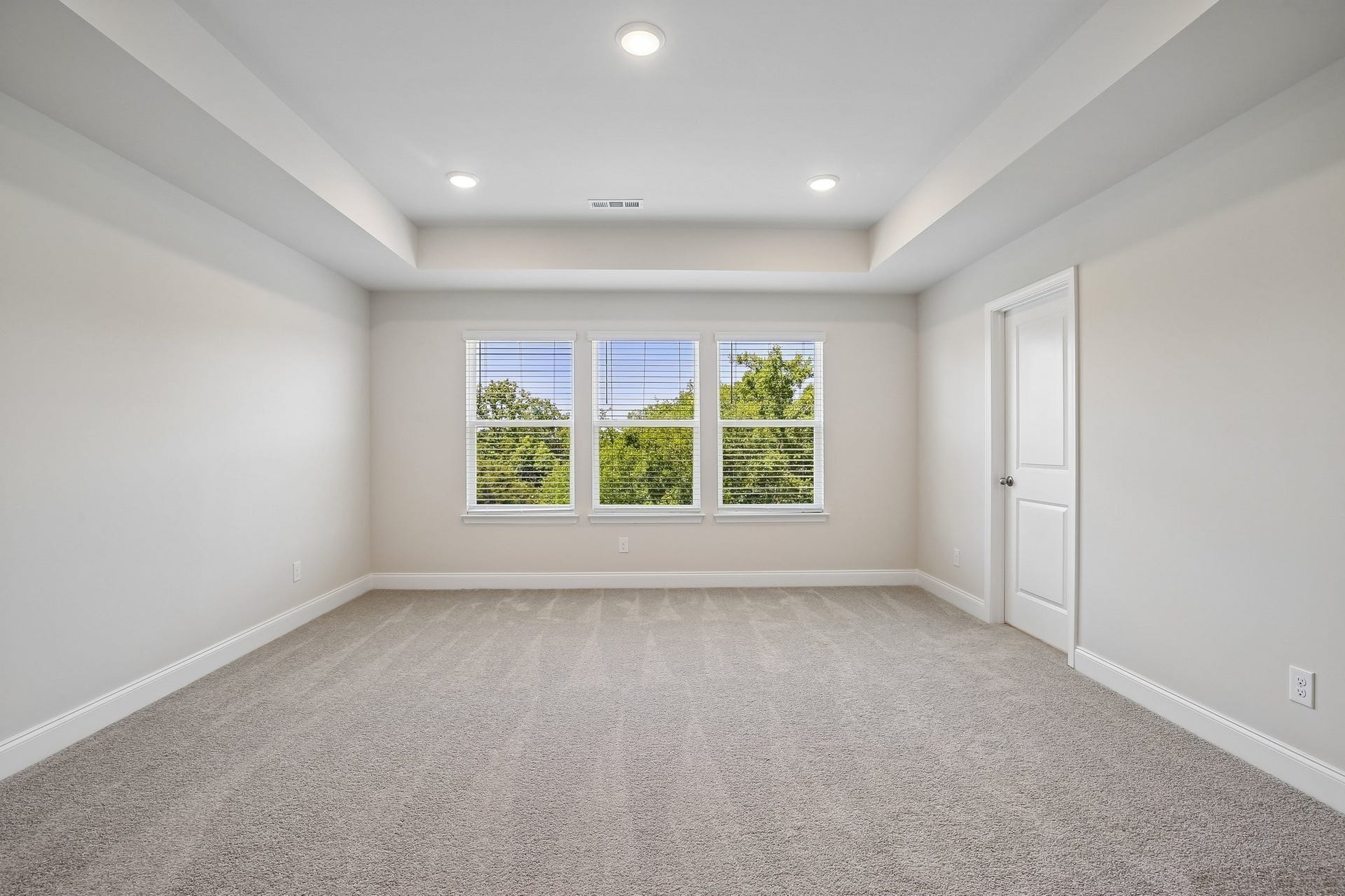 720 Foley Circle, Mount Juliet, TN 37122 Photos of a previous Jordan build- Selections specific to lot will vary.