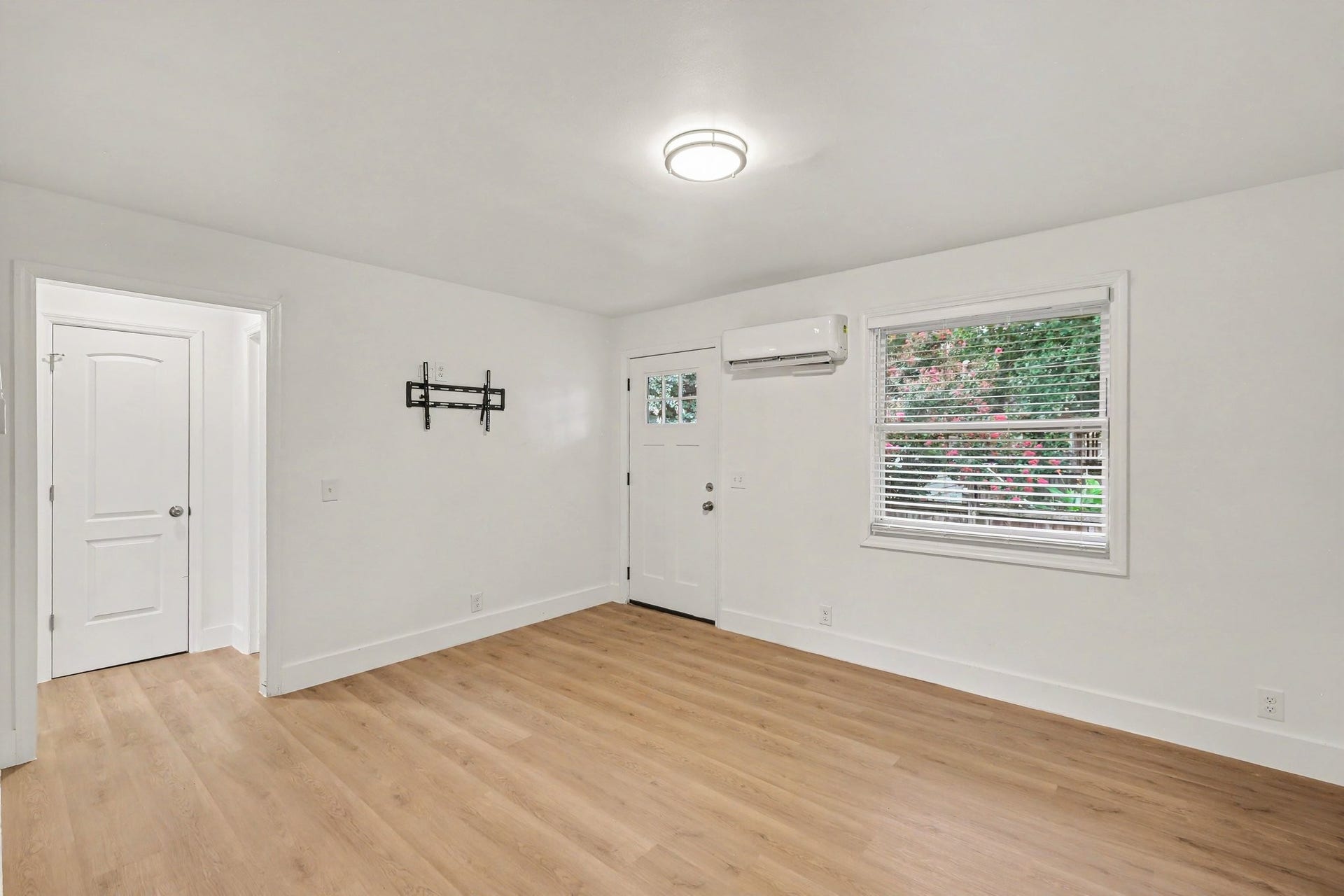 627 Shelby Ave, #3, Nashville, TN 37206 627 Shelby Ave, #3, Nashville, TN 37206