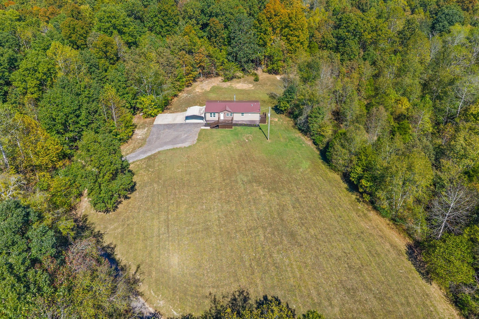 4751 Devers Rd, Southside, TN 37171 4751 Devers Rd, Southside, TN 37171