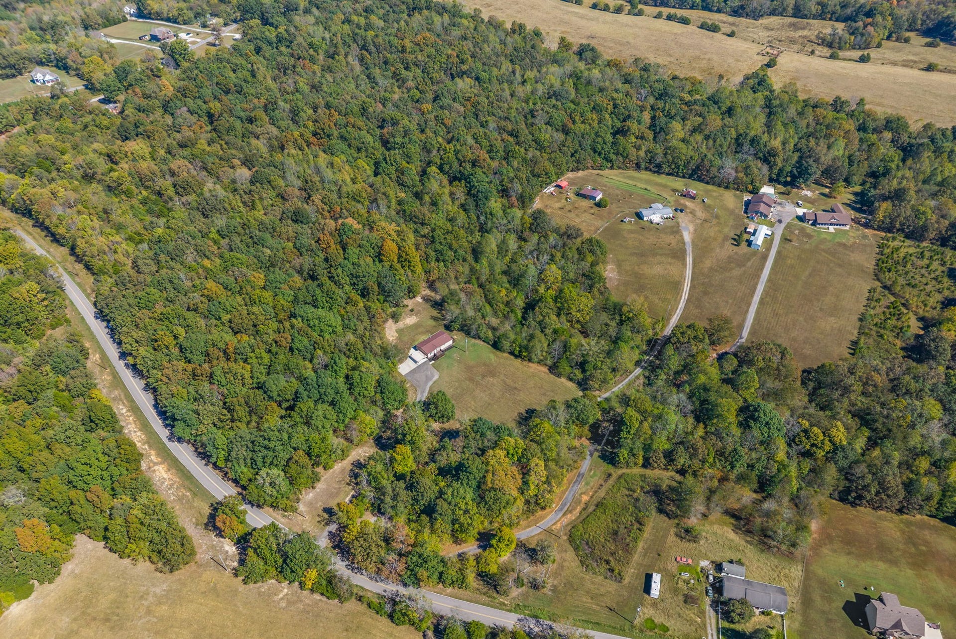 4751 Devers Rd, Southside, TN 37171 4751 Devers Rd, Southside, TN 37171
