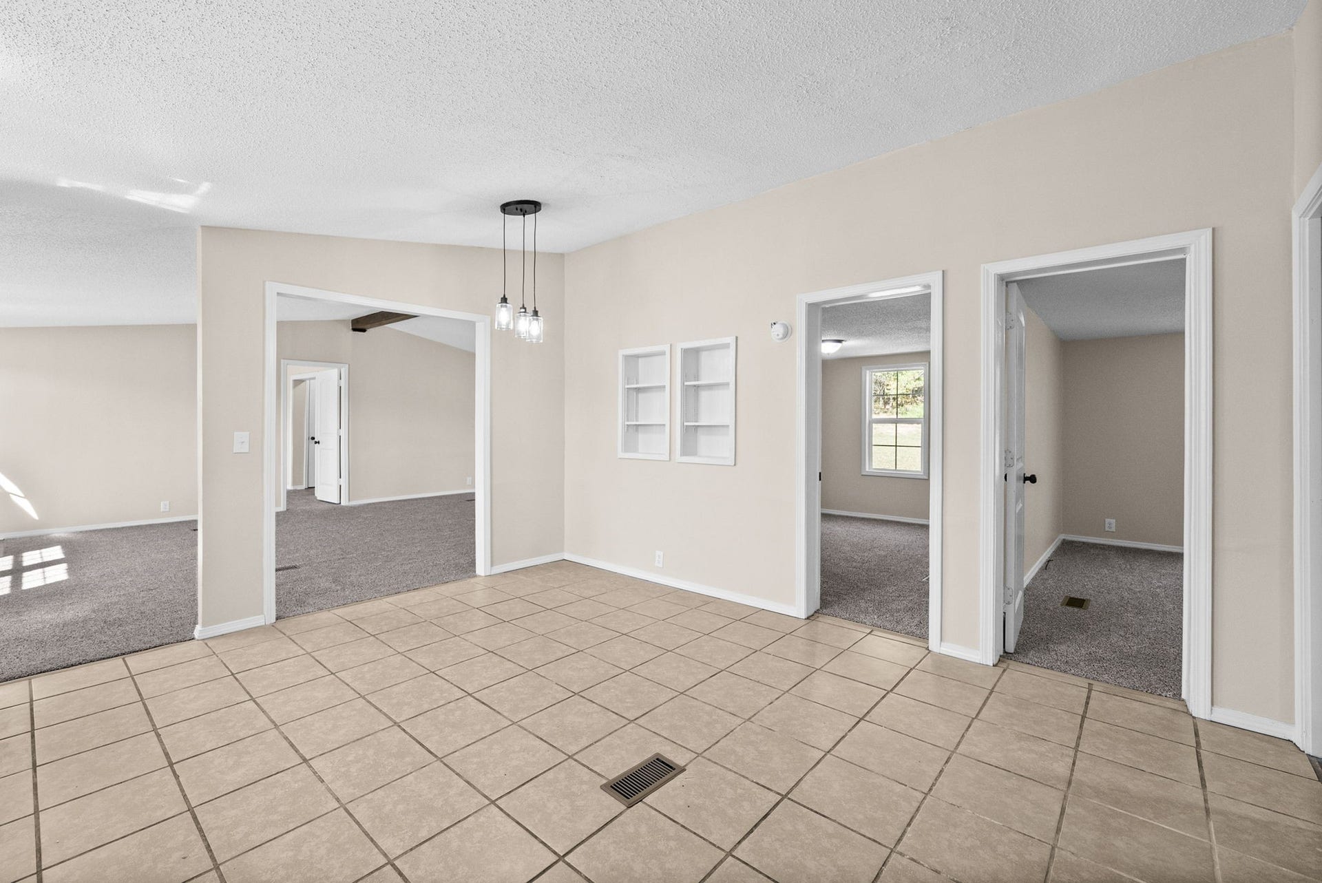 4751 Devers Rd, Southside, TN 37171 4751 Devers Rd, Southside, TN 37171
