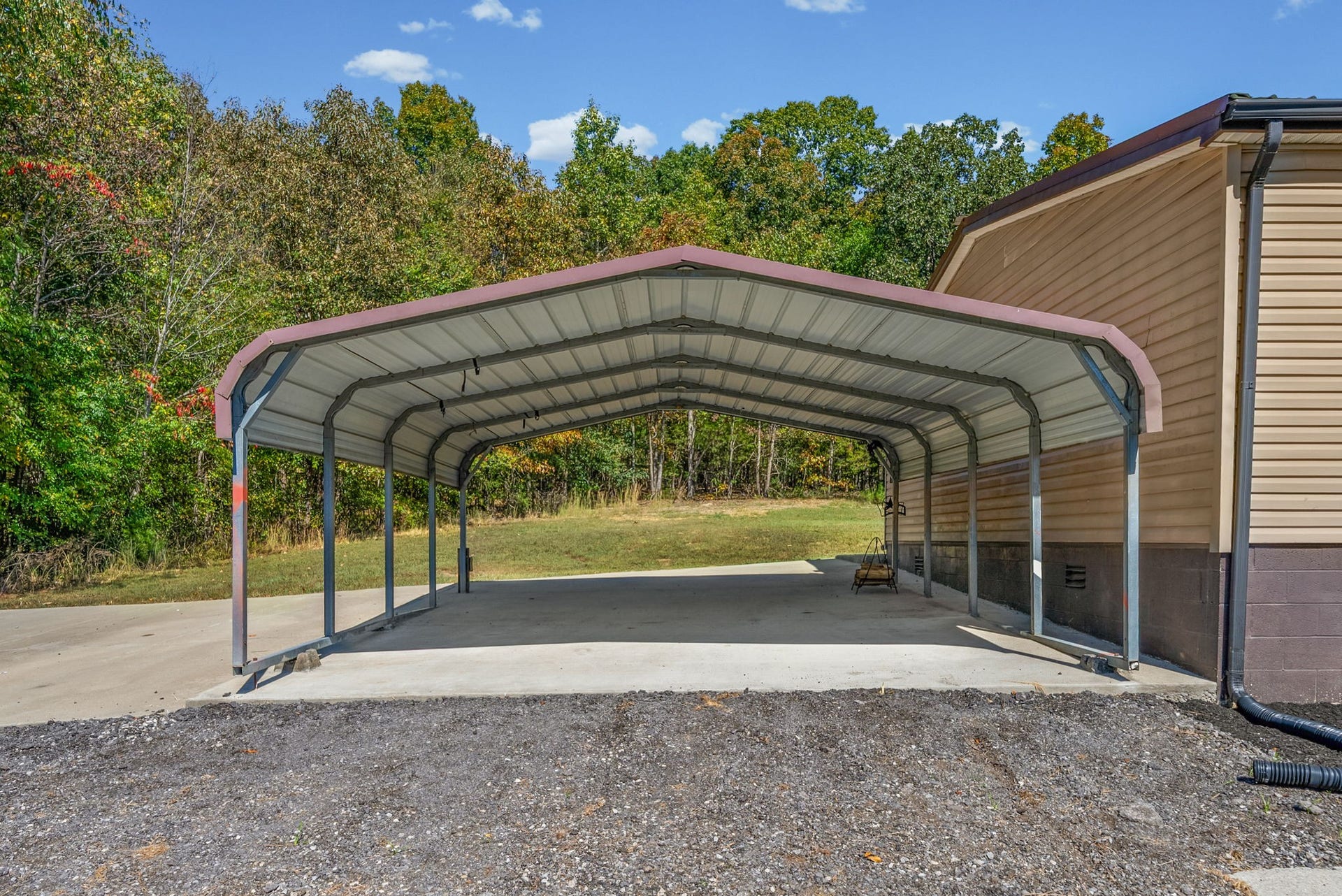 4751 Devers Rd, Southside, TN 37171 4751 Devers Rd, Southside, TN 37171