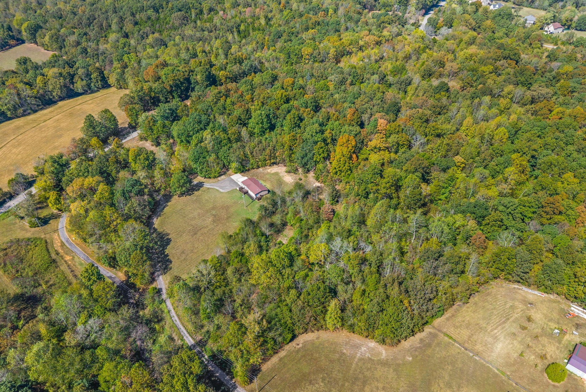 4751 Devers Rd, Southside, TN 37171 4751 Devers Rd, Southside, TN 37171
