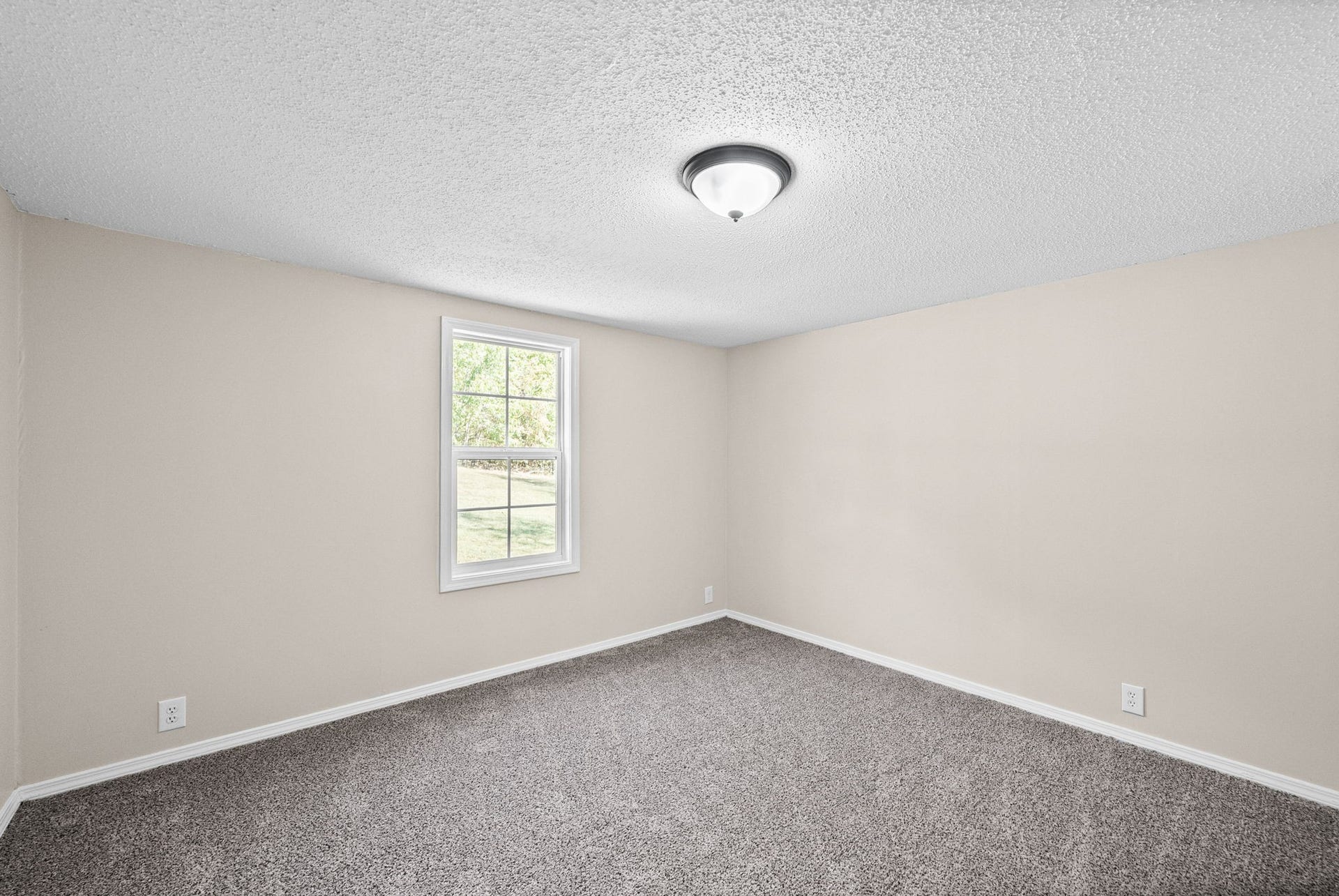 4751 Devers Rd, Southside, TN 37171 4751 Devers Rd, Southside, TN 37171