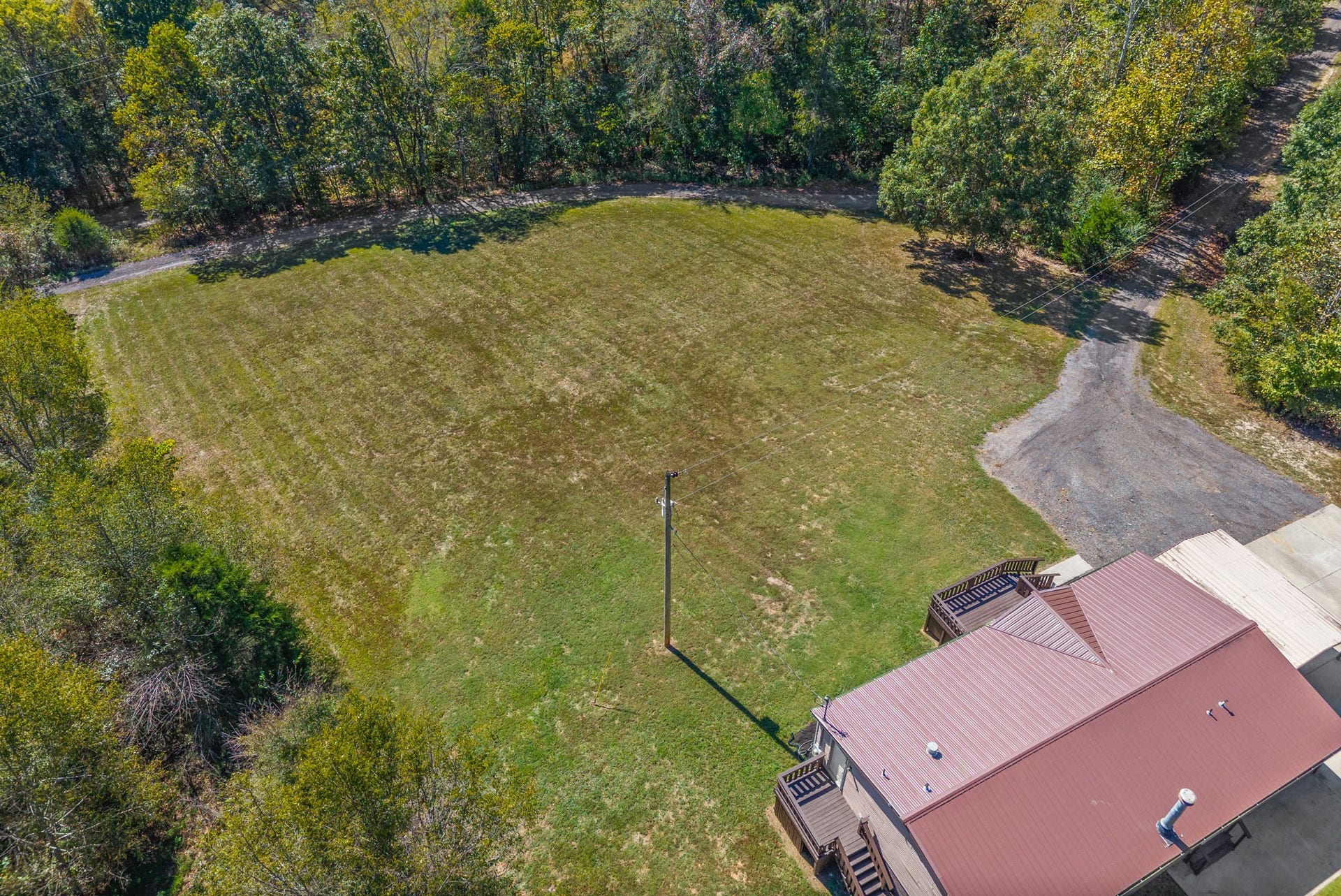 4751 Devers Rd, Southside, TN 37171 4751 Devers Rd, Southside, TN 37171