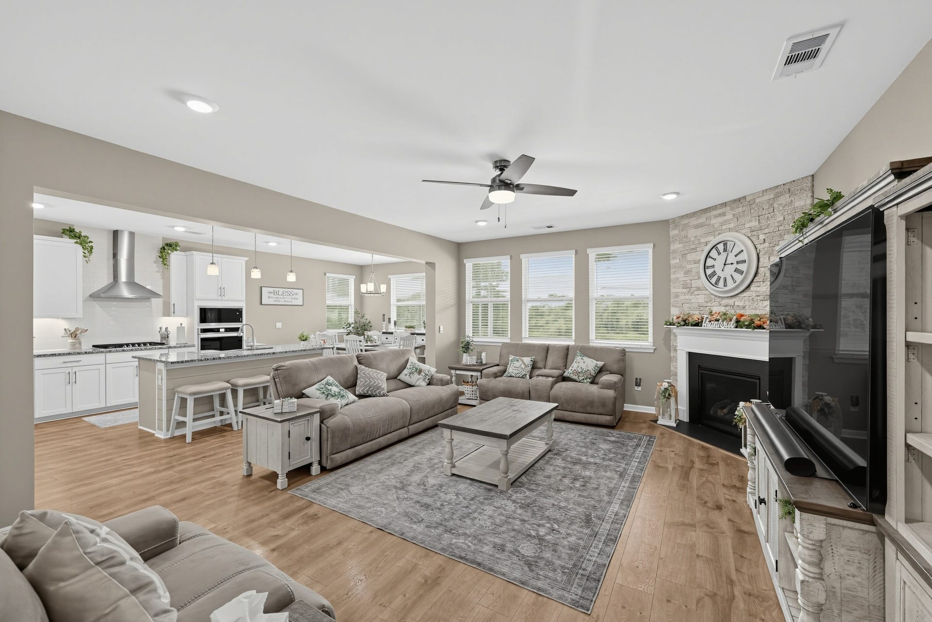 321 Greymoor Ln, Cookeville, TN 38501