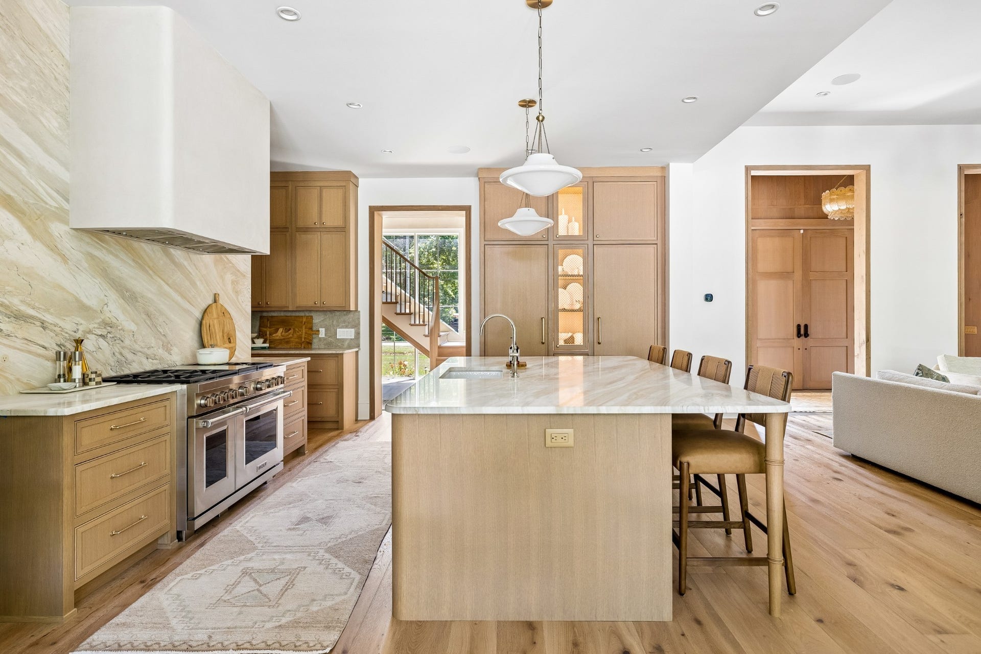 2013 Stonehurst Dr, Nashville, TN 37215 2013 Stonehurst Dr, Nashville, TN 37215