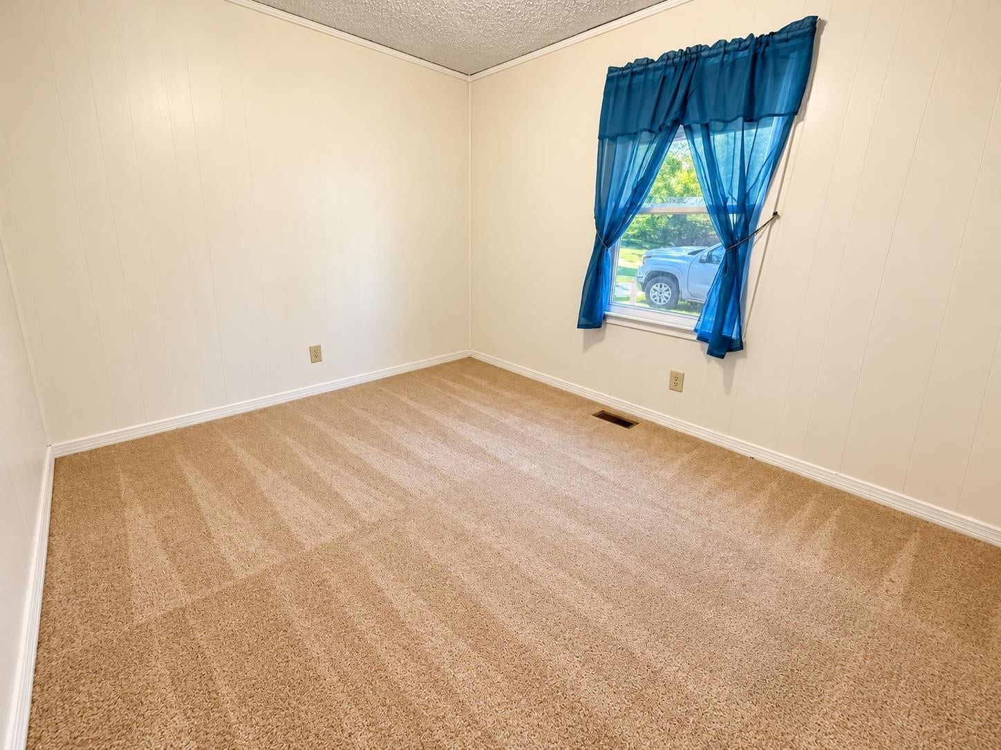 305 THIRD AVE, Collinwood, TN 38450 305 THIRD AVE, Collinwood, TN 38450